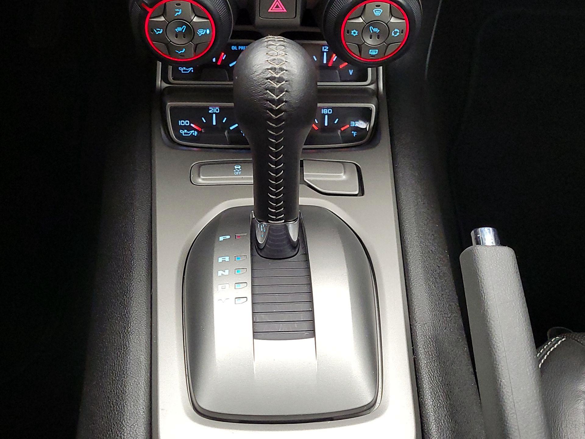 Thumbnail: 2015 Chevrolet Camaro - 18