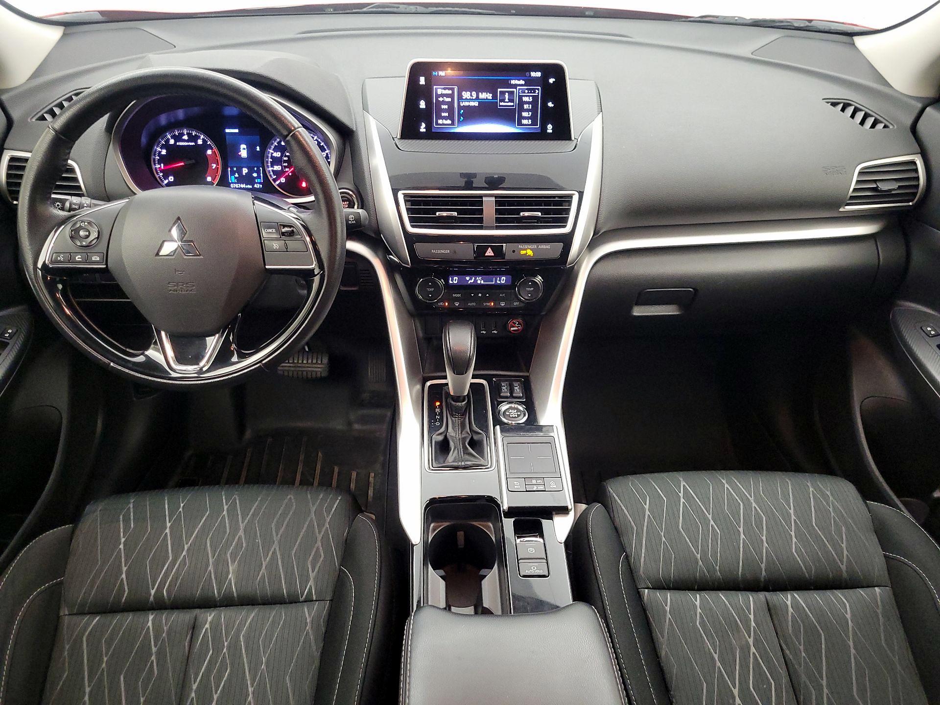 Thumbnail: 2019 Mitsubishi Eclipse Cross - 9