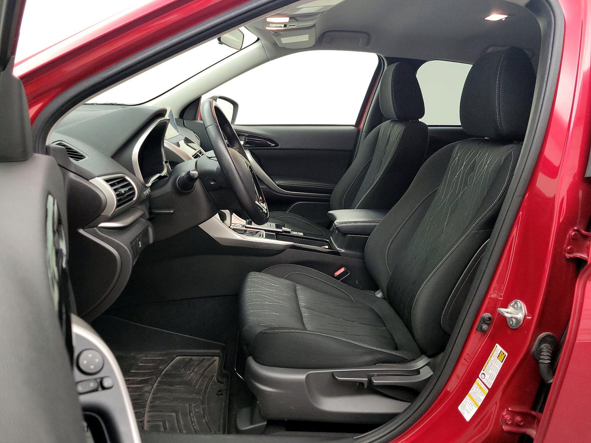 Thumbnail: 2019 Mitsubishi Eclipse Cross - 11