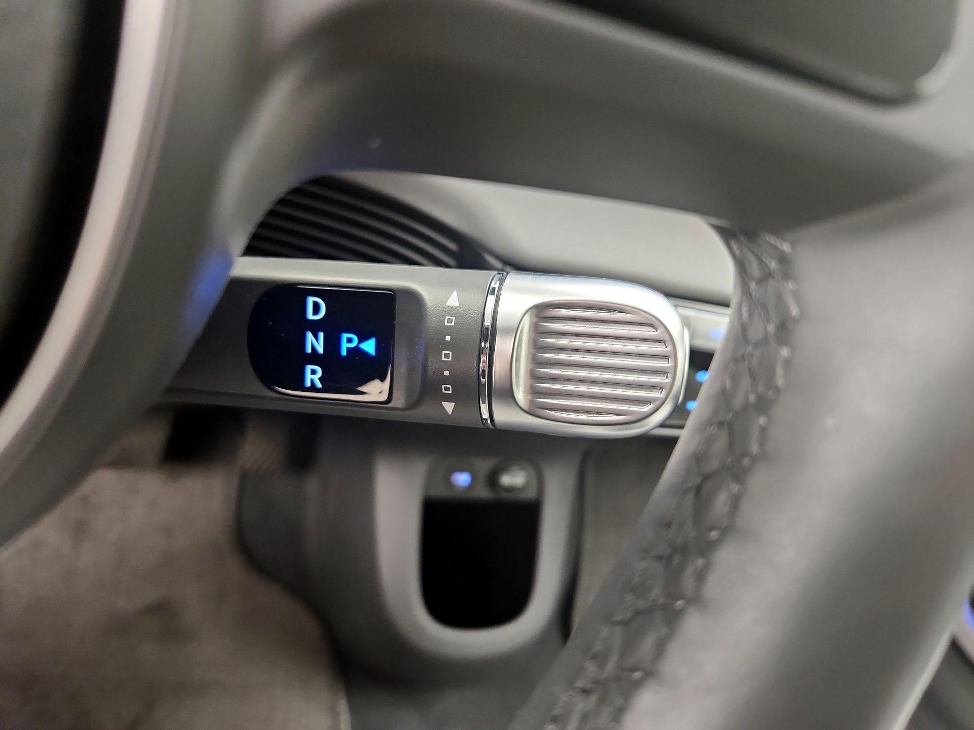 Thumbnail: 2023 Hyundai Ioniq 5 - 18