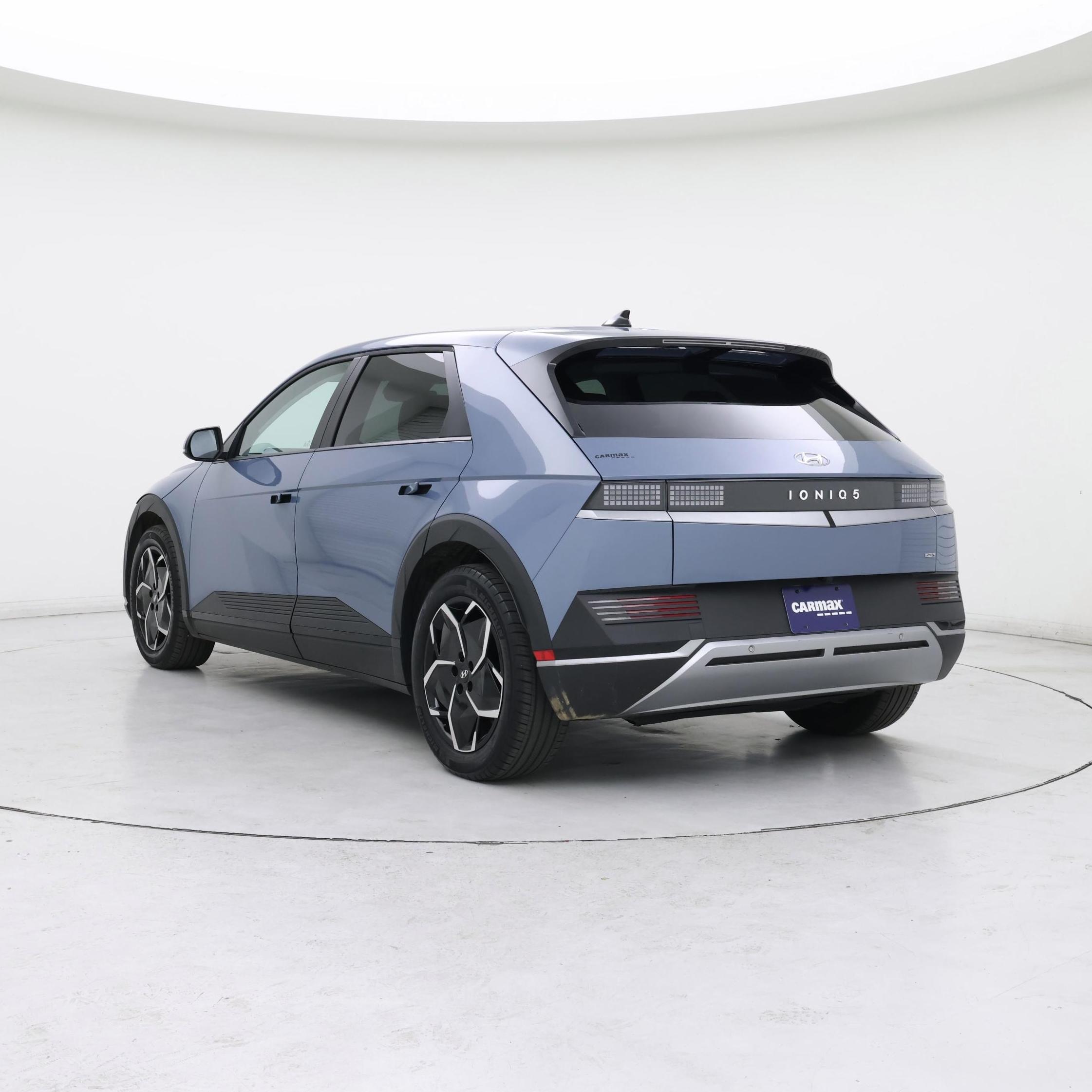 Thumbnail: 2023 Hyundai Ioniq 5 - 2