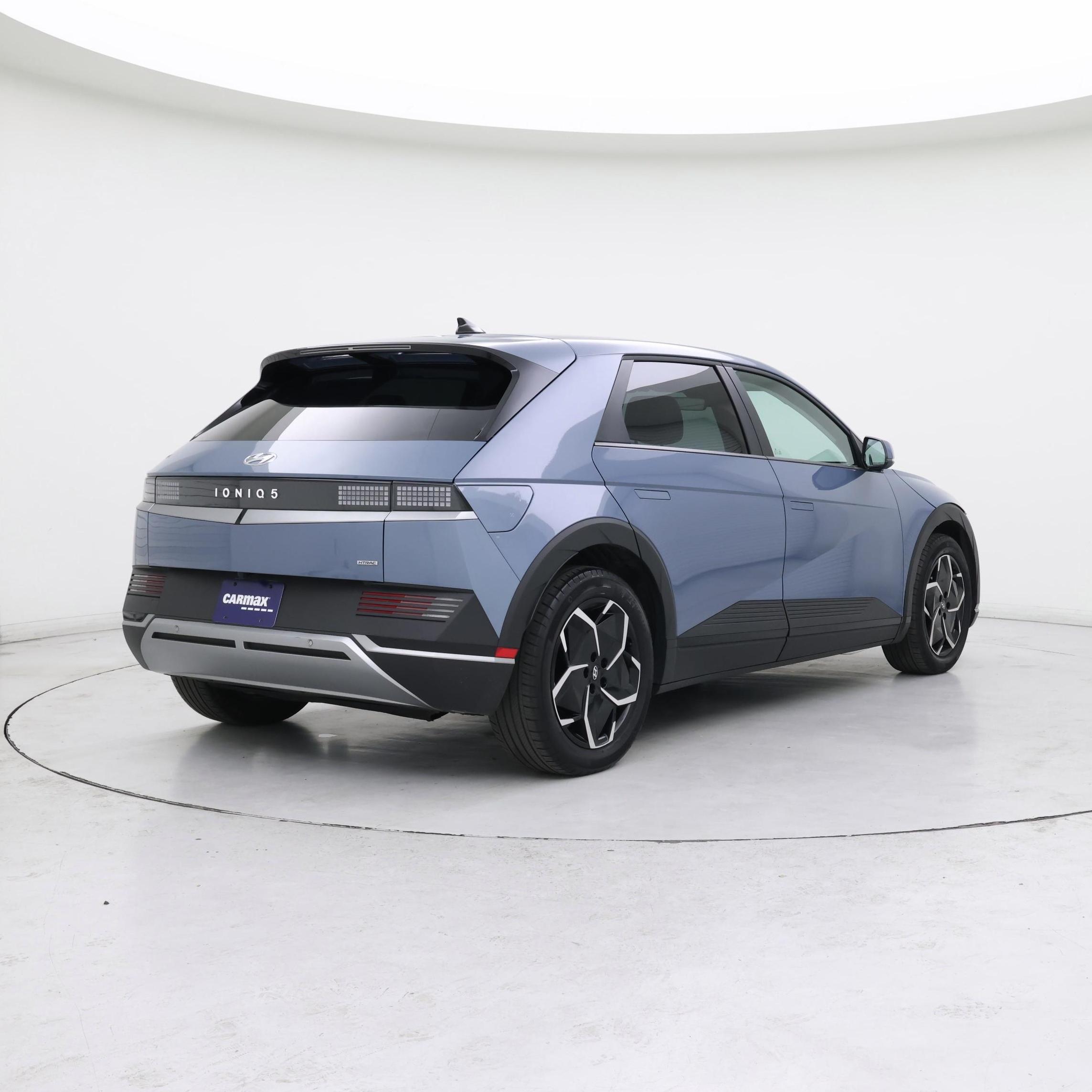 Thumbnail: 2023 Hyundai Ioniq 5 - 8