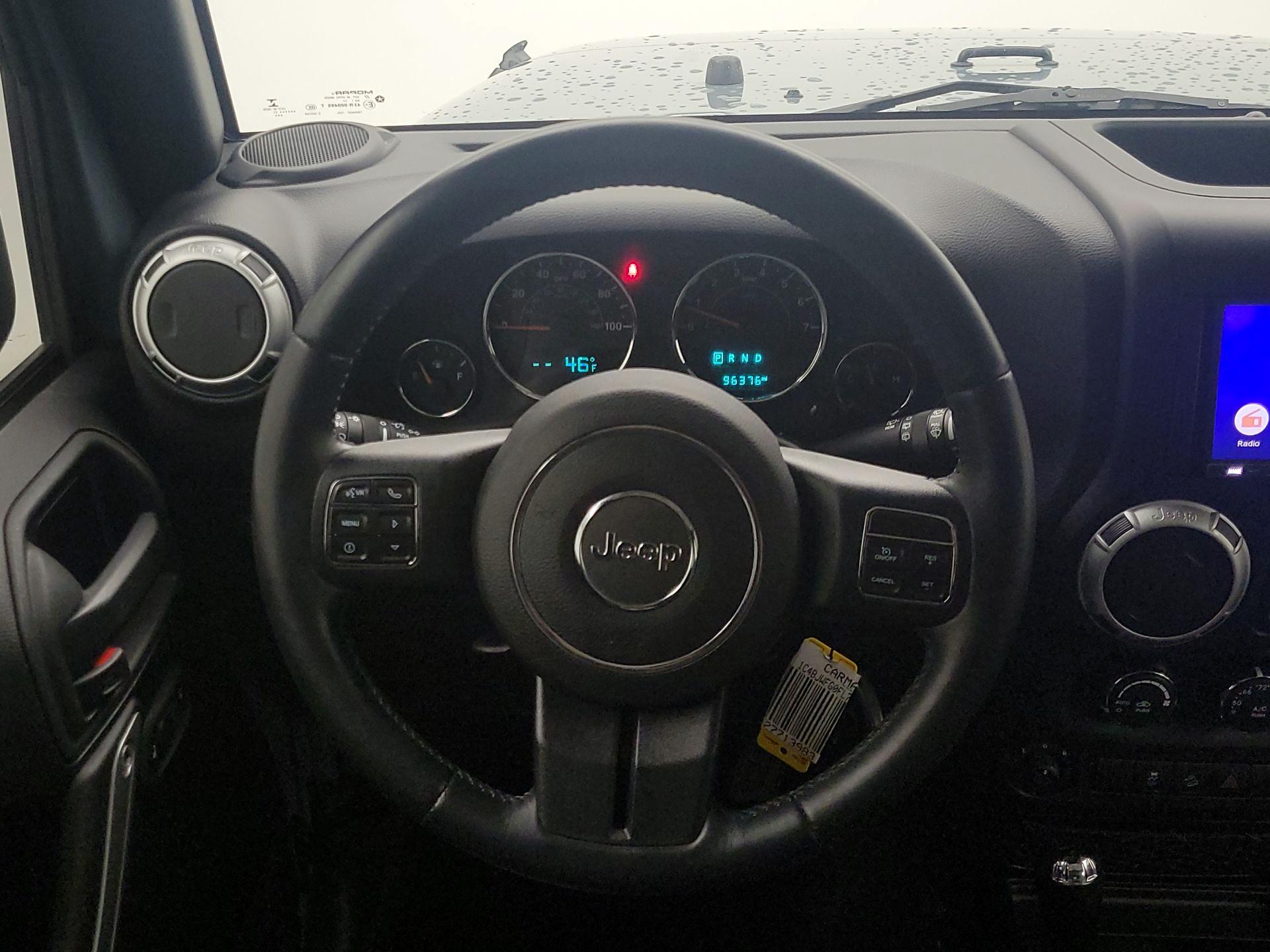 Thumbnail: 2015 Jeep Wrangler - 10