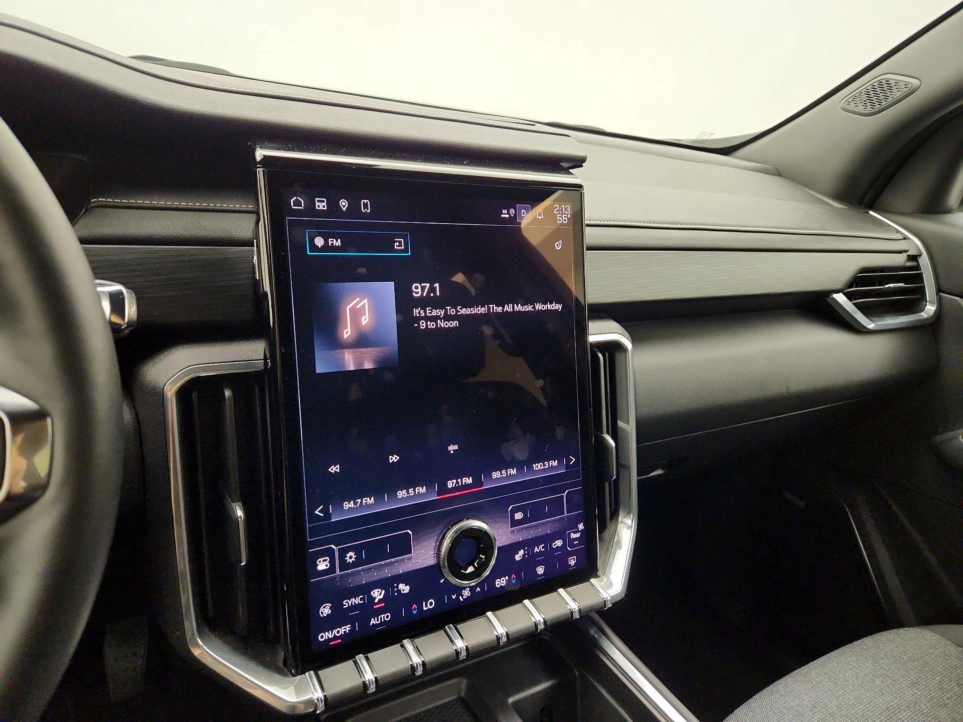 Thumbnail: 2025 GMC Acadia - 15