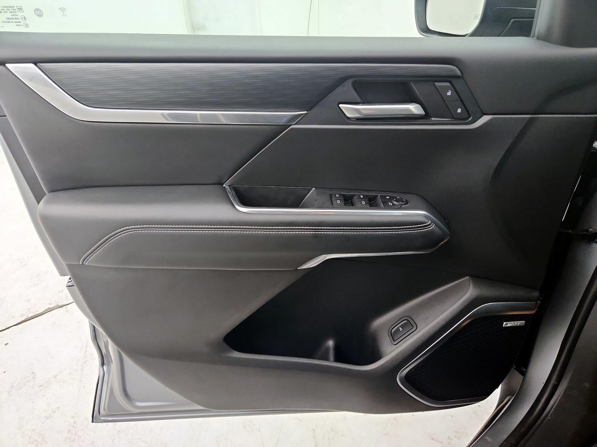 Thumbnail: 2025 GMC Acadia - 12