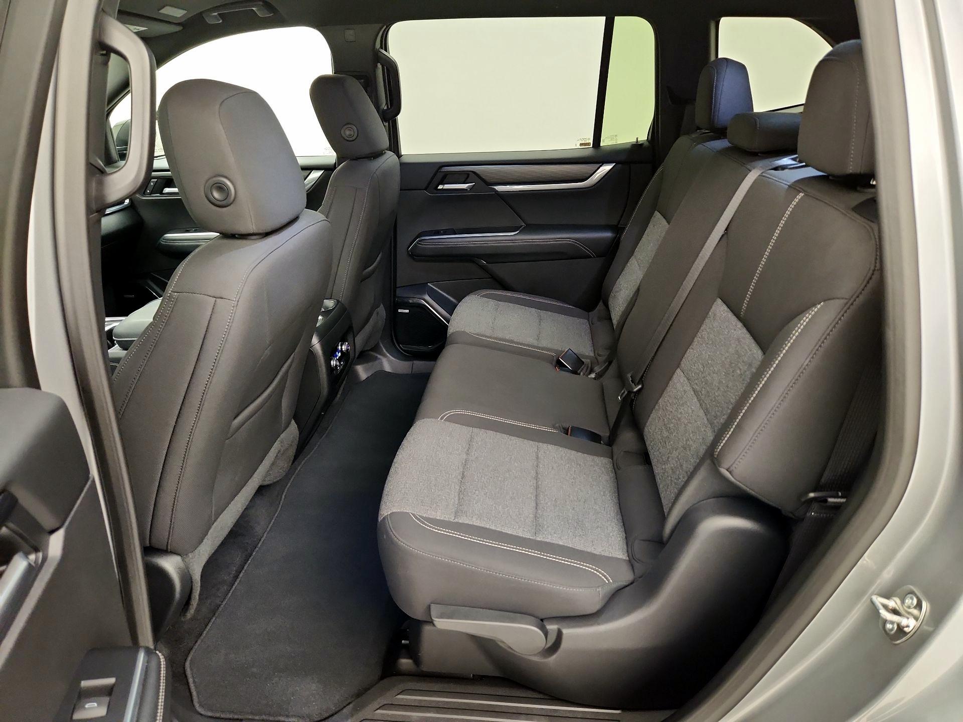 Thumbnail: 2025 GMC Acadia - 20