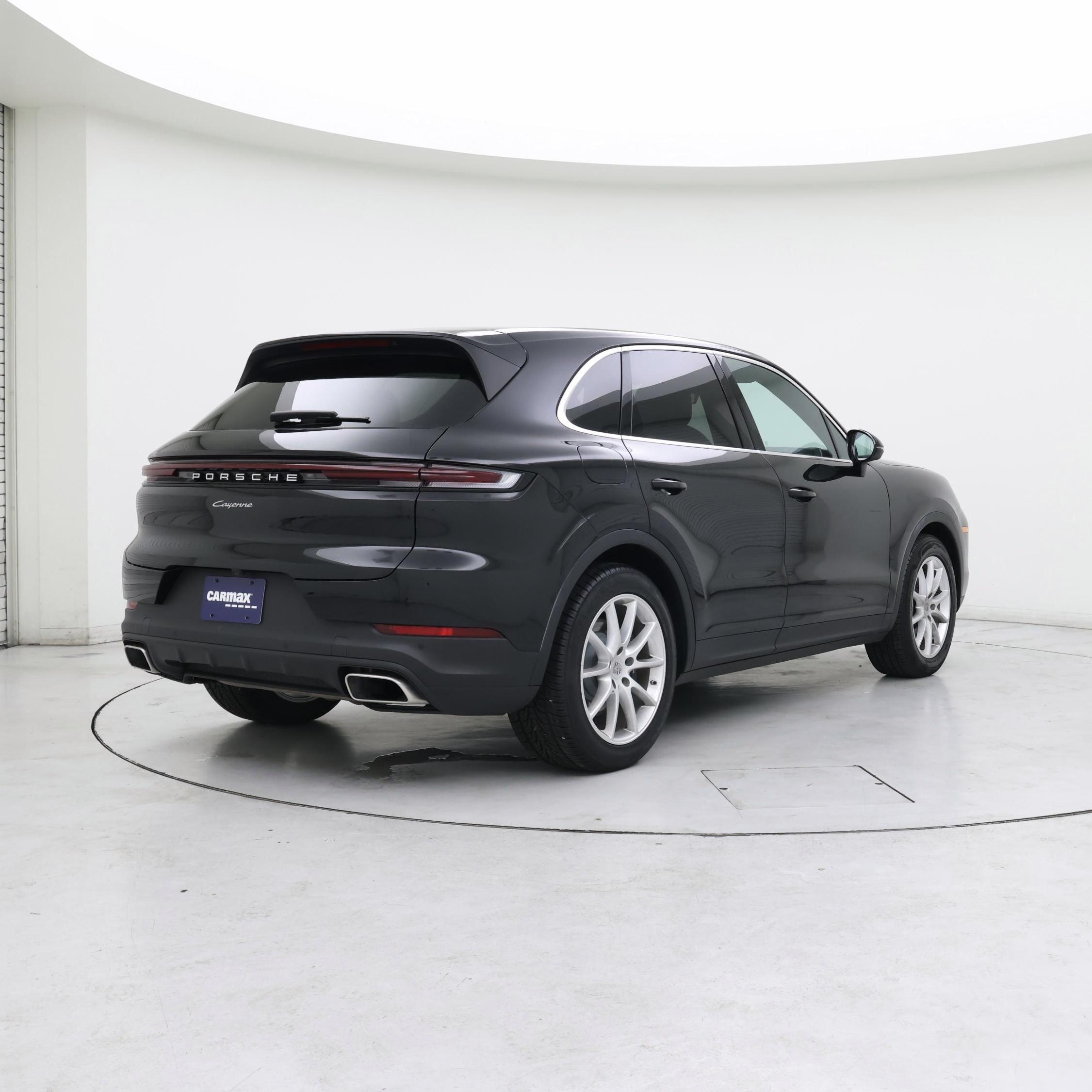 Thumbnail: 2024 Porsche Cayenne - 8