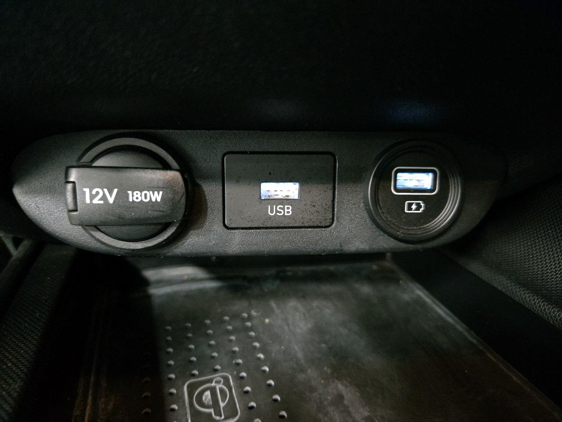 Thumbnail: 2023 Hyundai Elantra - 19