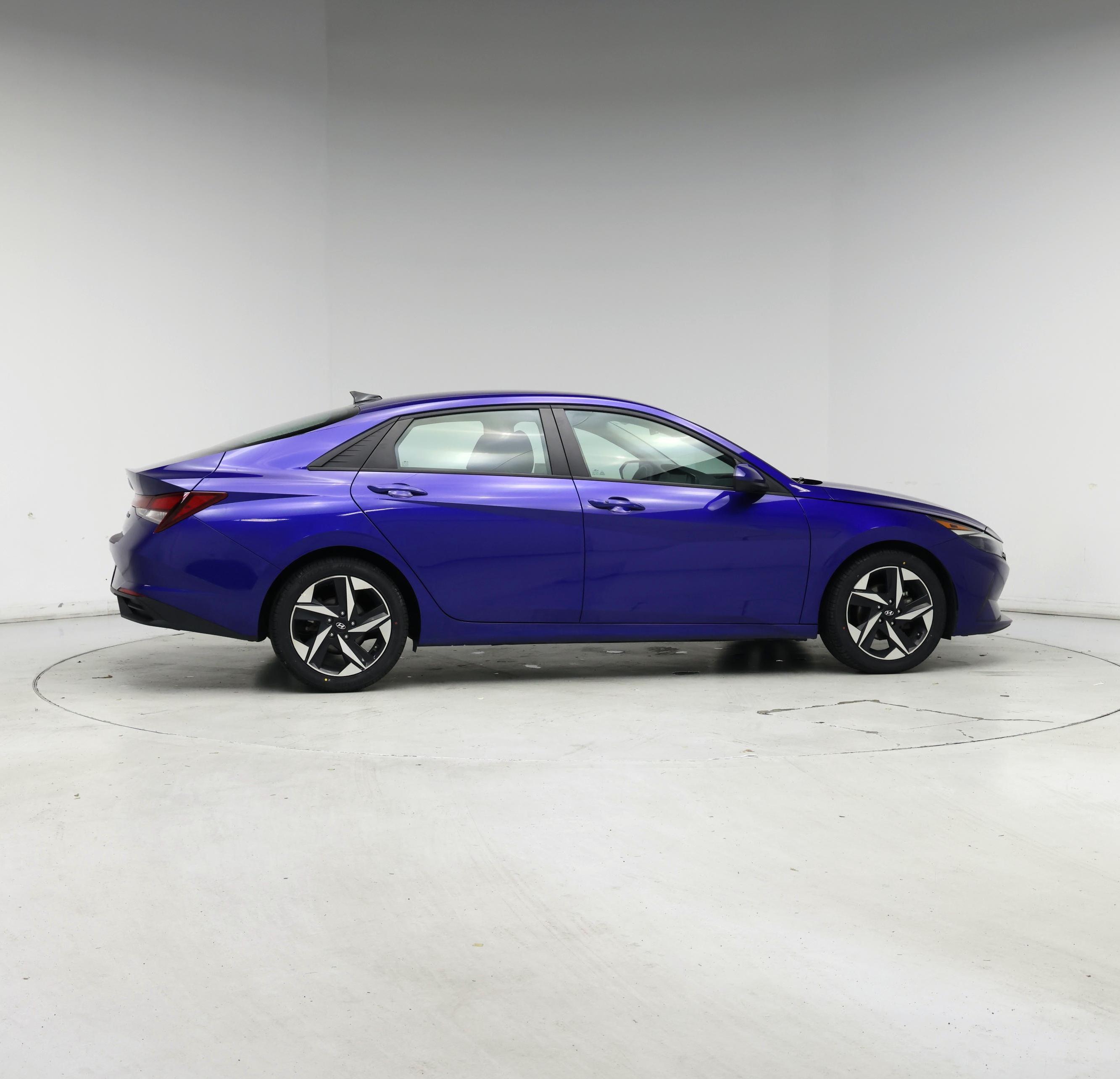 Thumbnail: 2023 Hyundai Elantra - 7