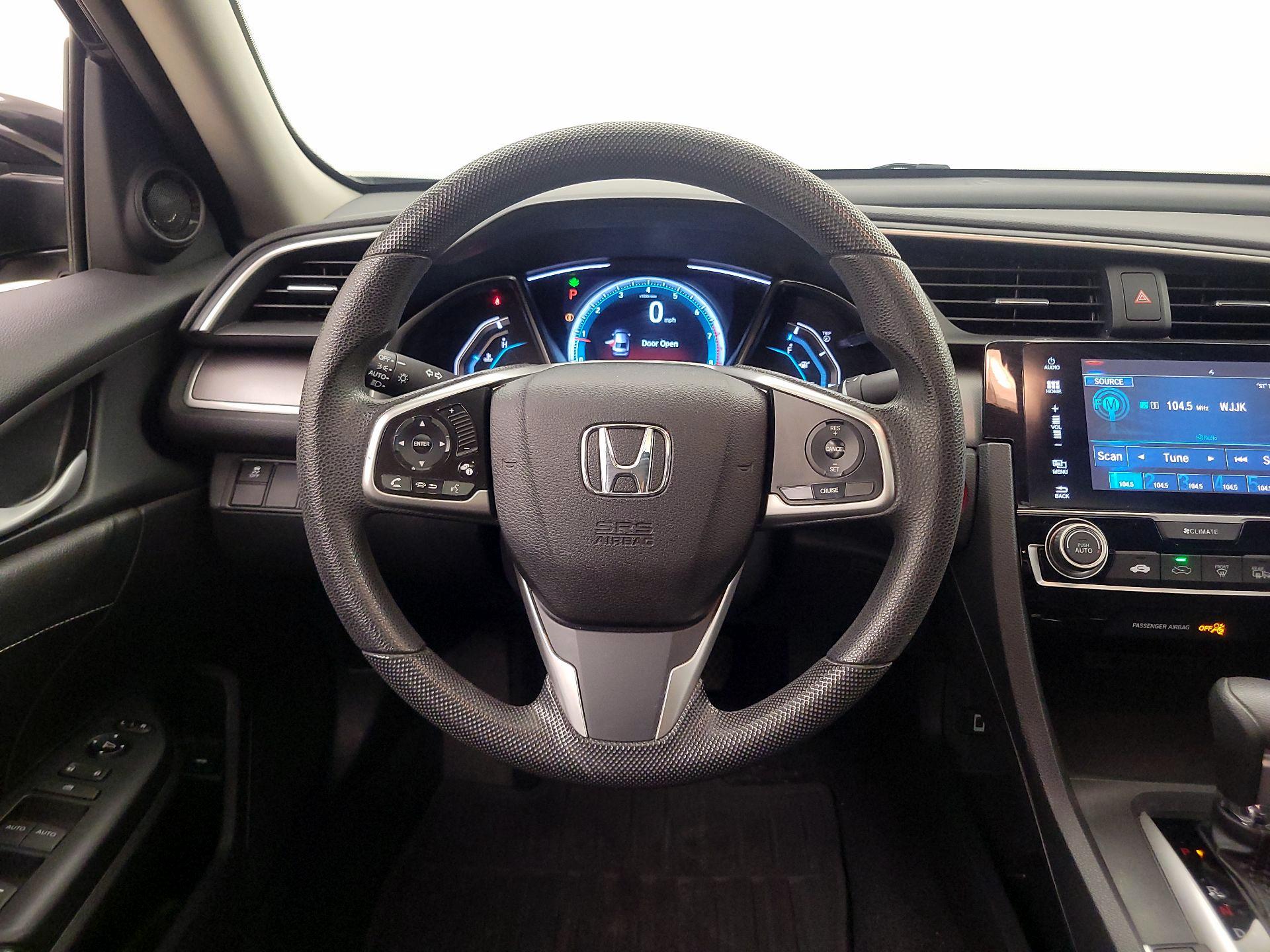 Thumbnail: 2017 Honda Civic - 10