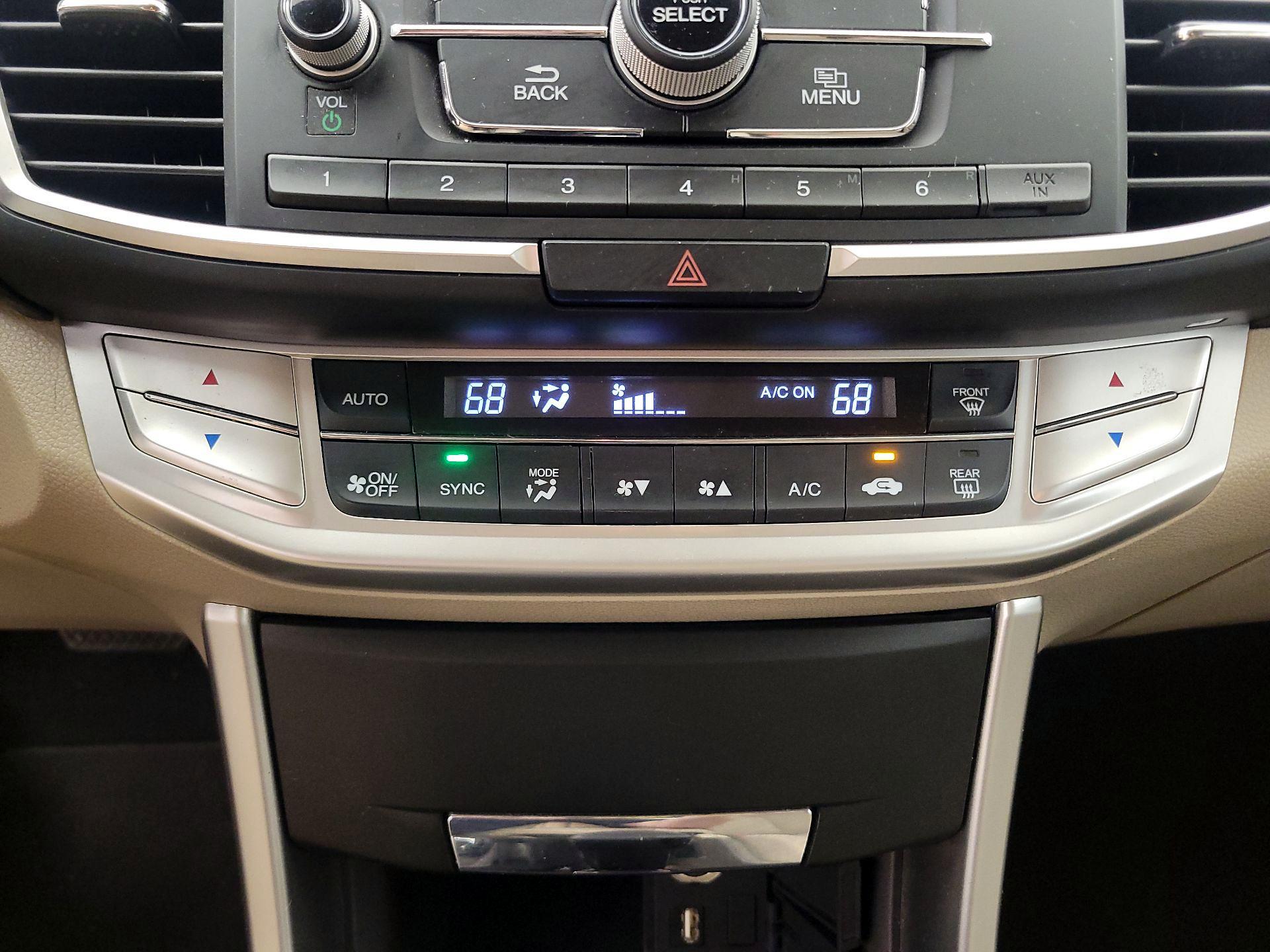 Thumbnail: 2013 Honda Accord - 16