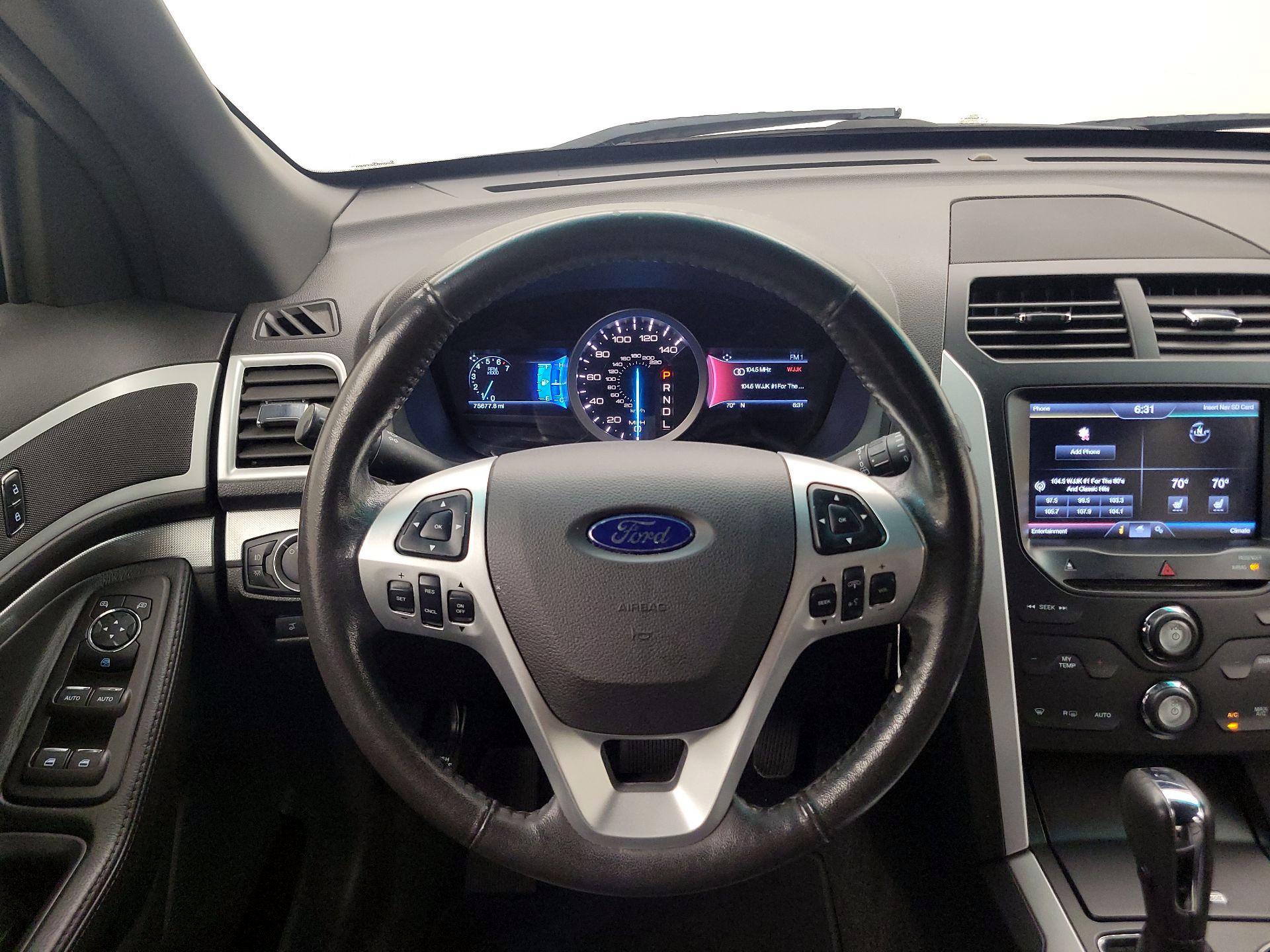 Thumbnail: 2014 Ford Explorer - 10