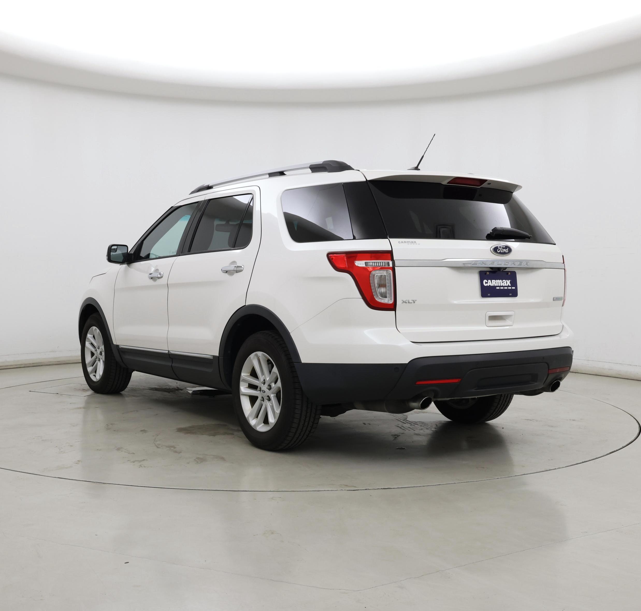 Thumbnail: 2014 Ford Explorer - 2