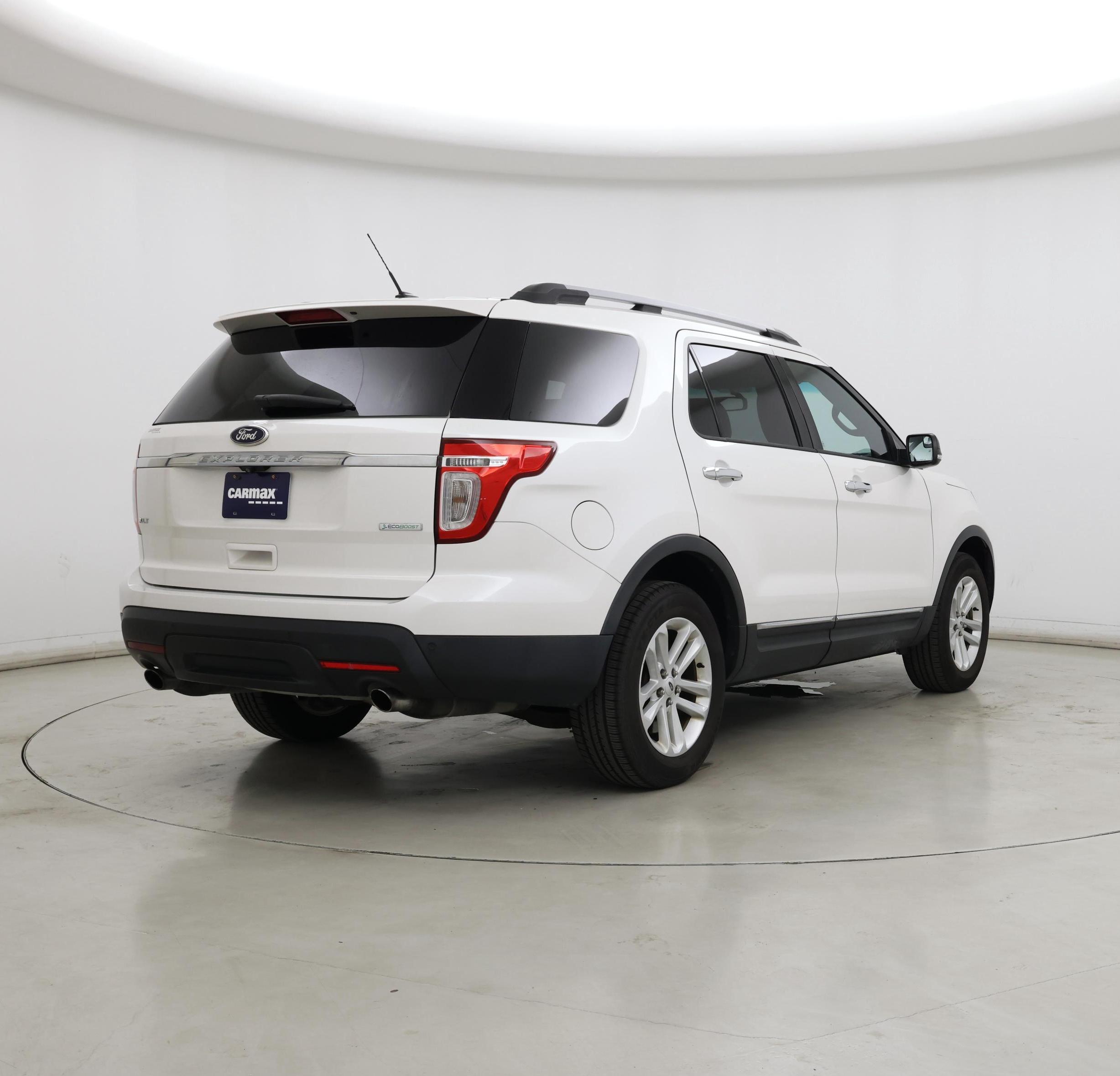 Thumbnail: 2014 Ford Explorer - 8