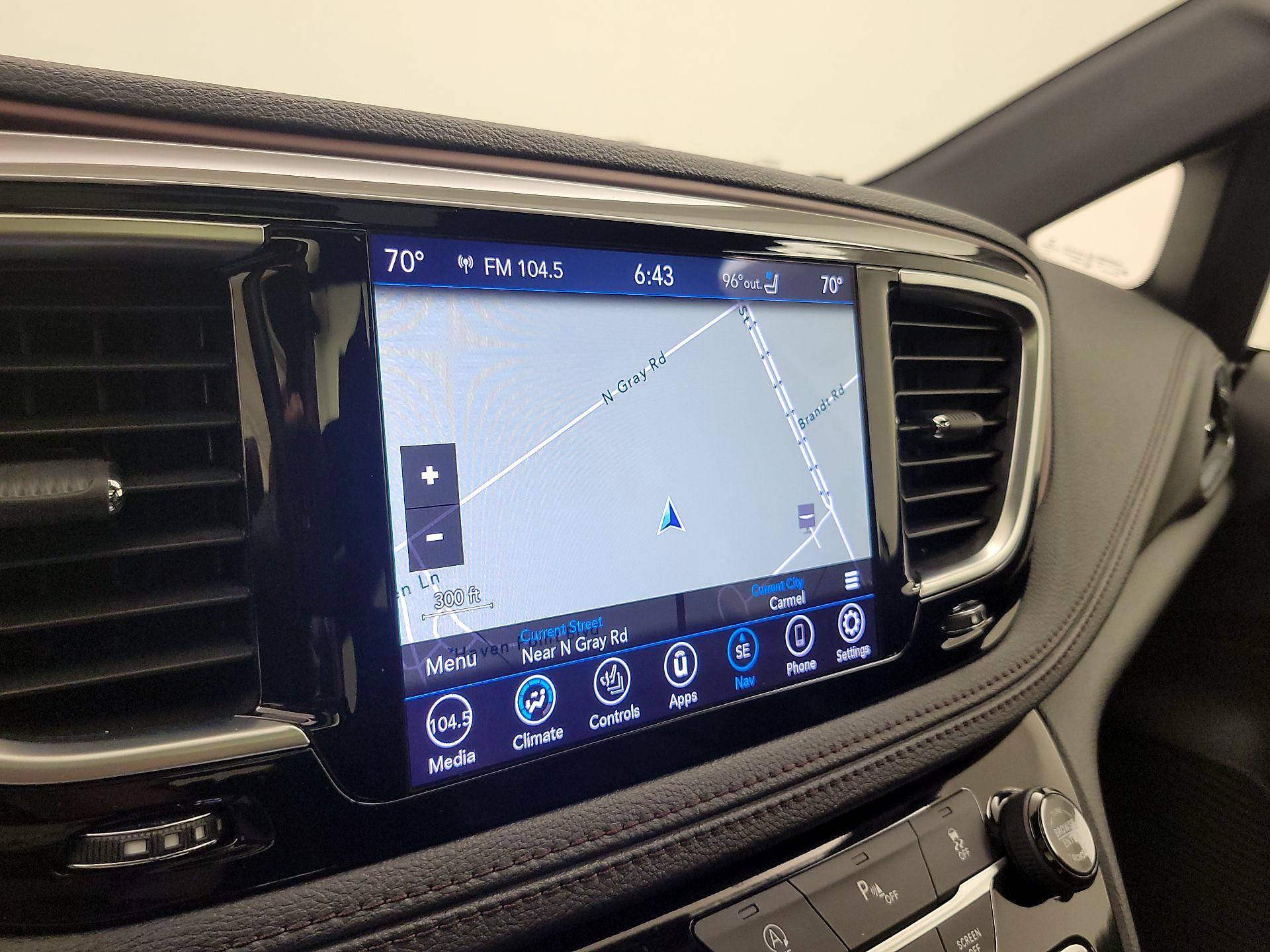 Thumbnail: 2020 Chrysler Pacifica - 14