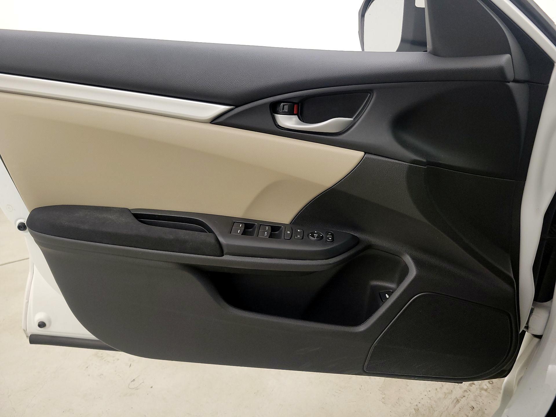 Thumbnail: 2018 Honda Civic - 12