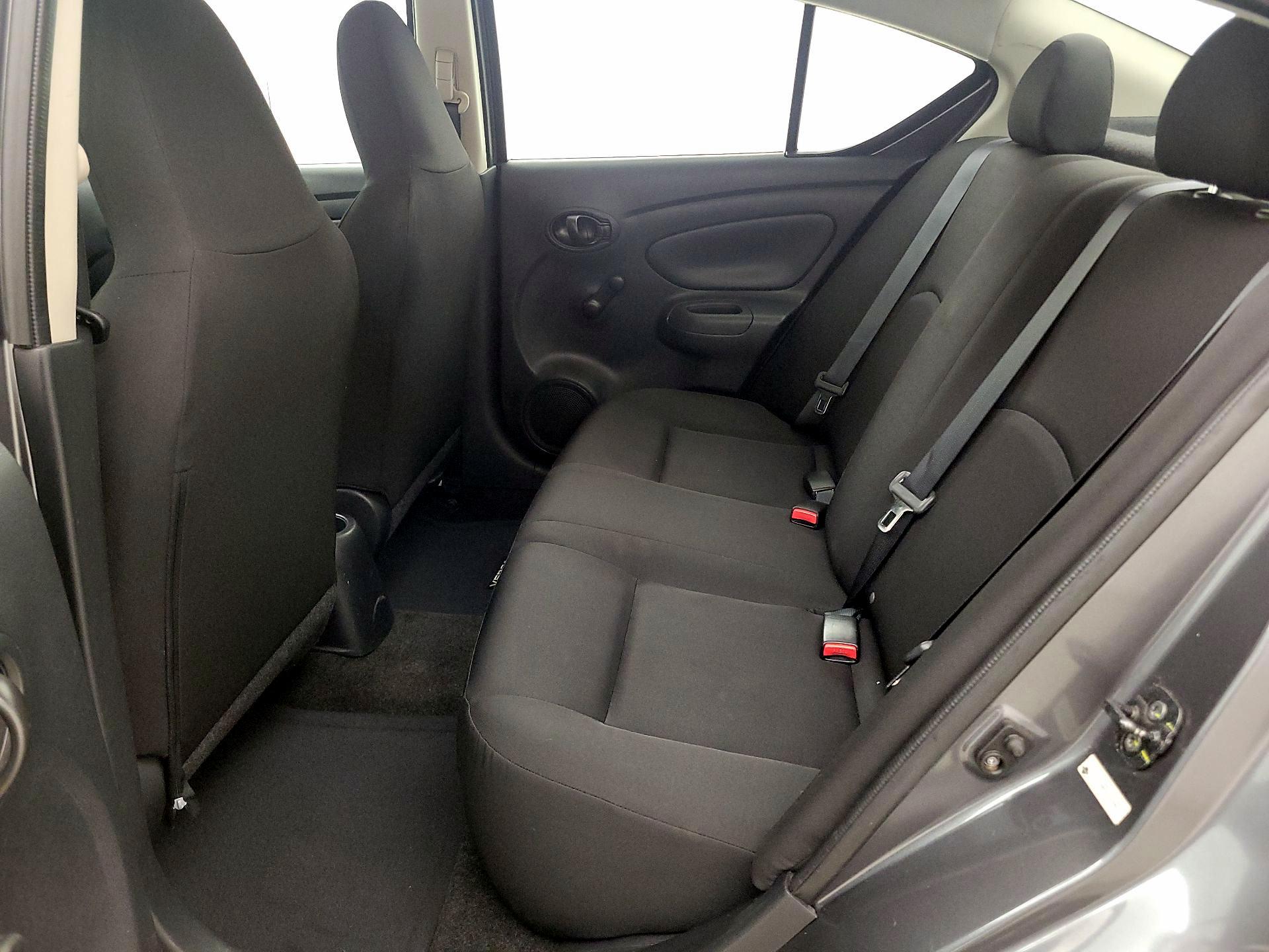 Thumbnail: 2016 Nissan Versa - 18