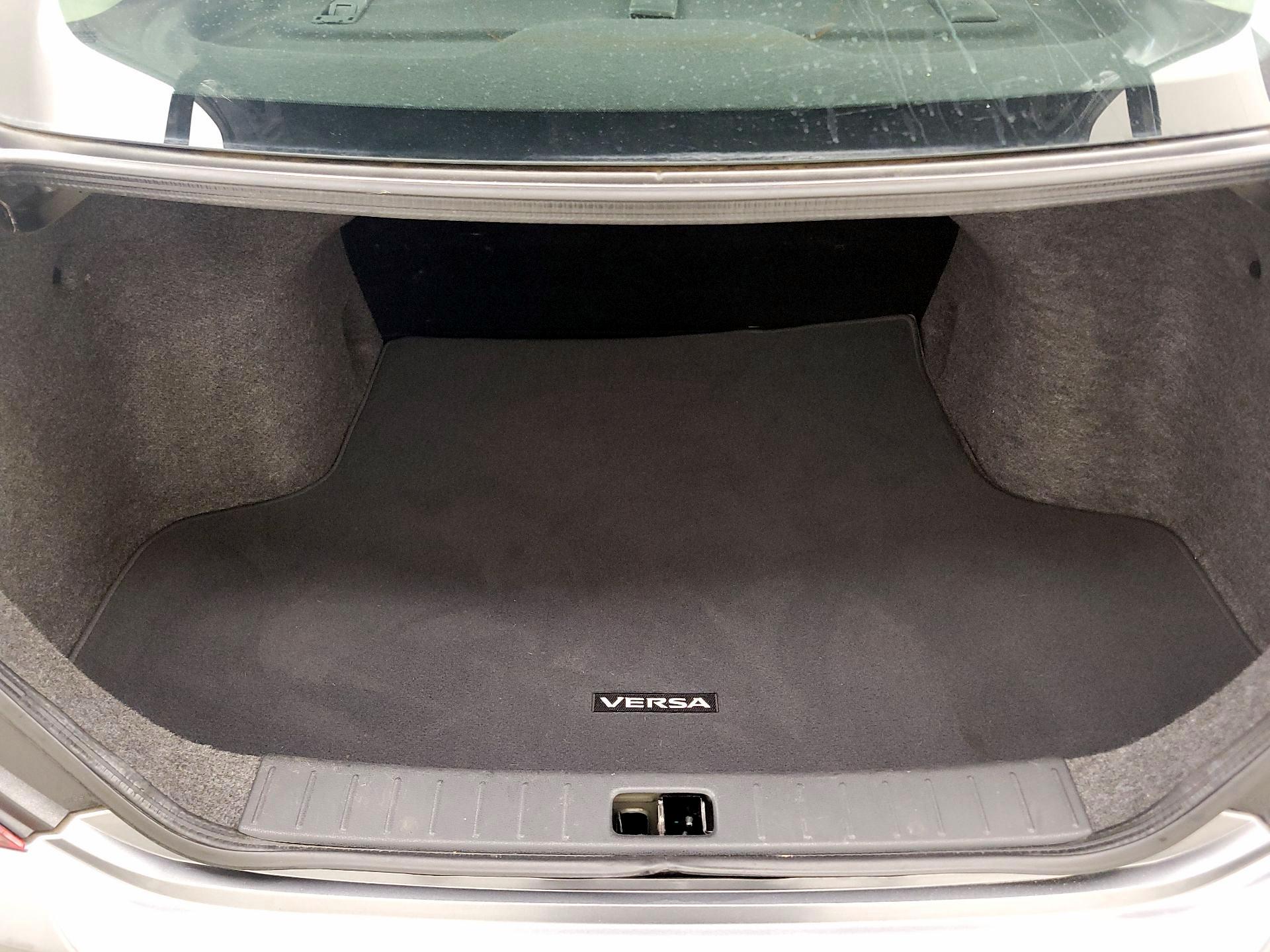 Thumbnail: 2016 Nissan Versa - 19