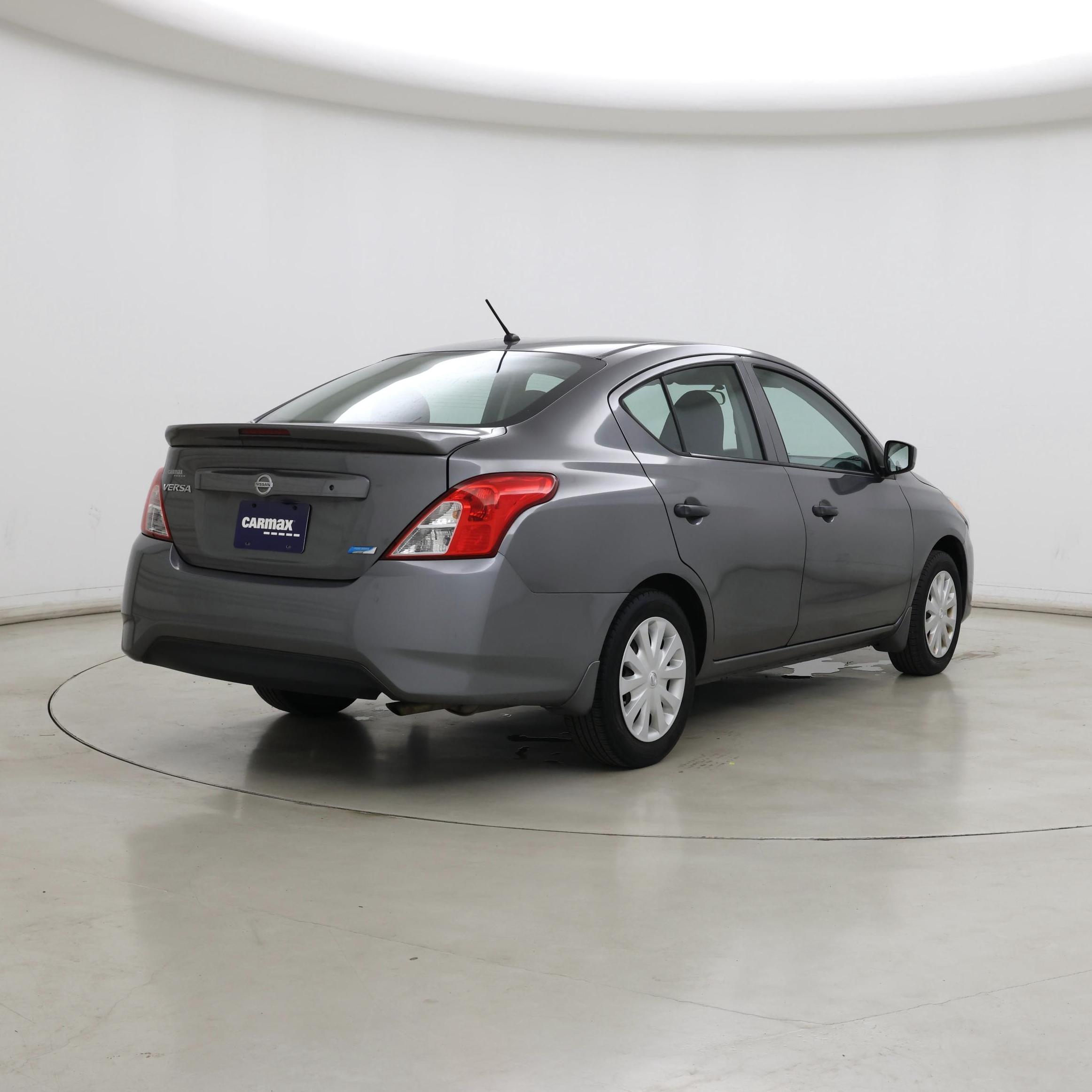 Thumbnail: 2016 Nissan Versa - 8