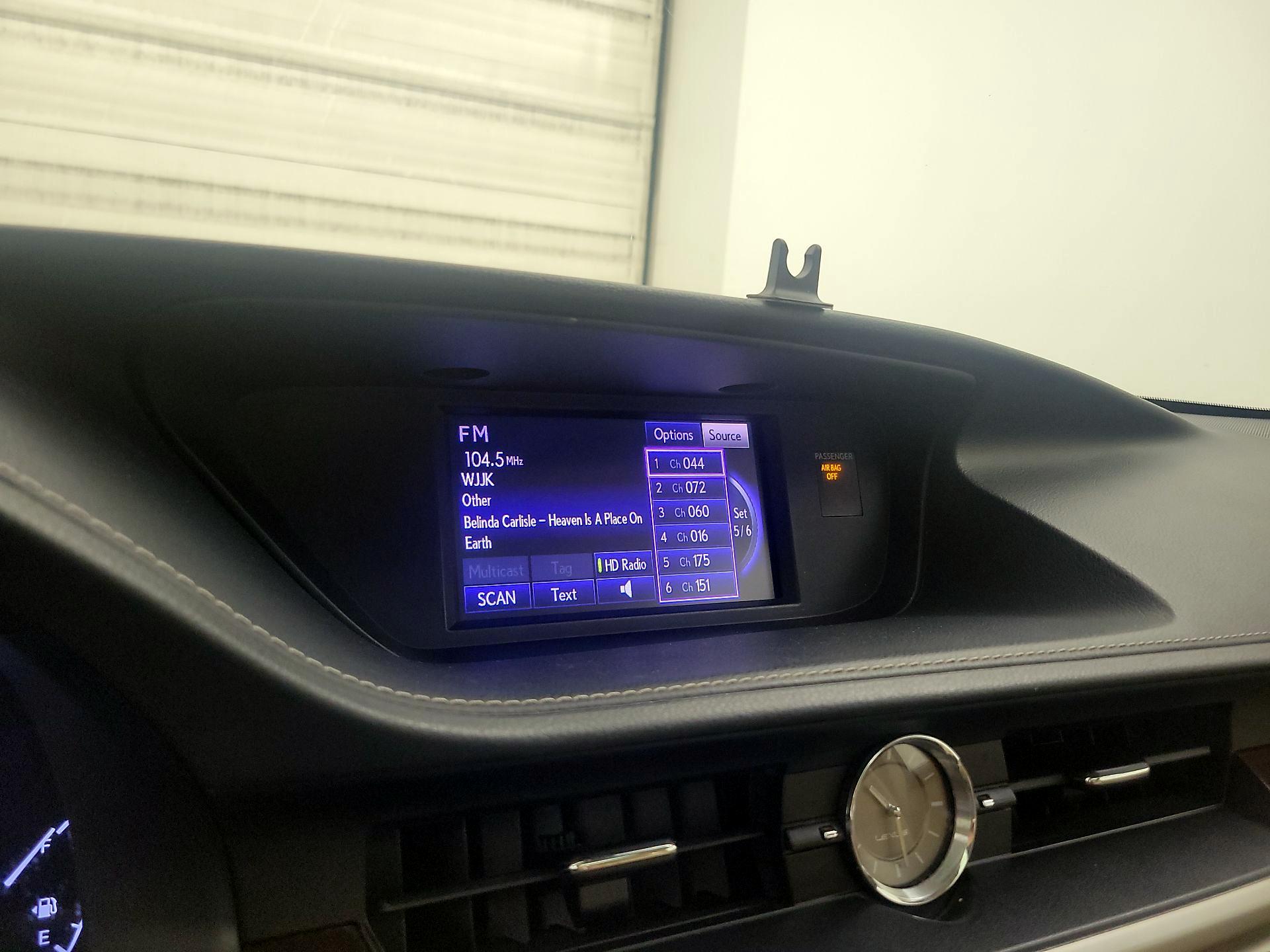 Thumbnail: 2014 Lexus ES - 15
