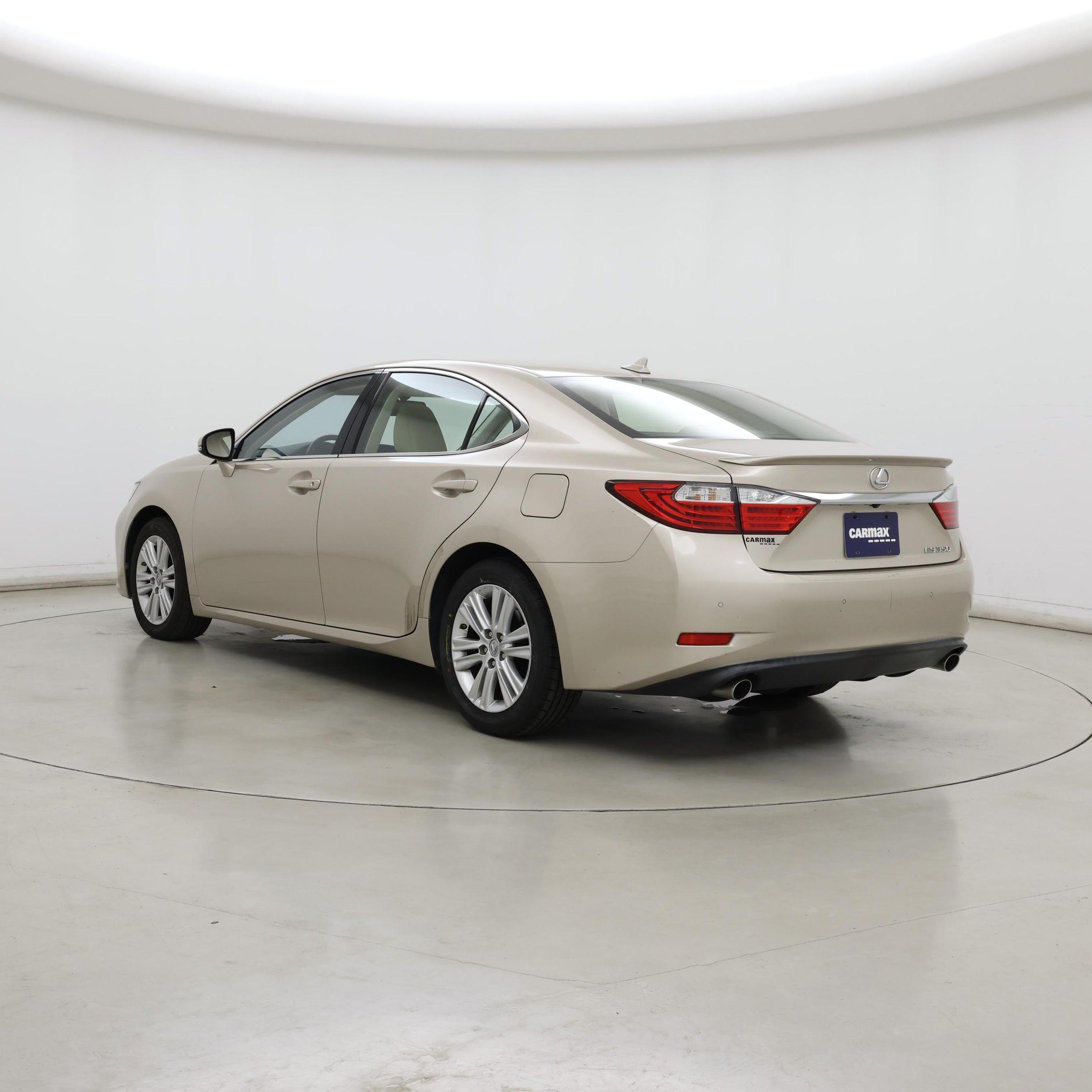 Thumbnail: 2014 Lexus ES - 2
