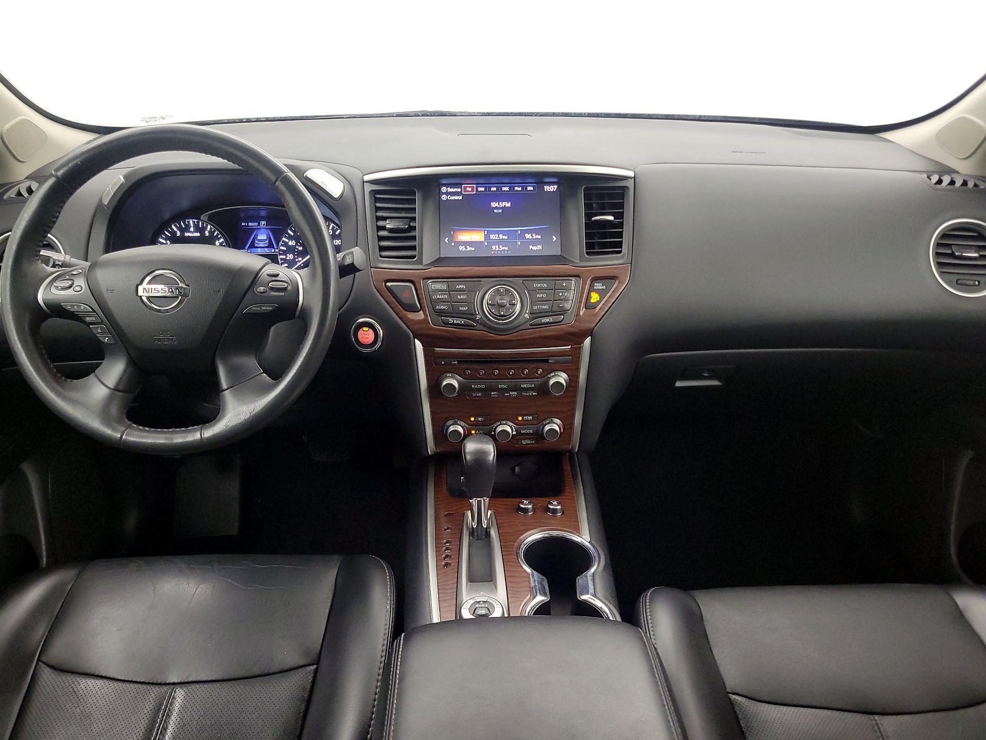 Thumbnail: 2017 Nissan Pathfinder - 9