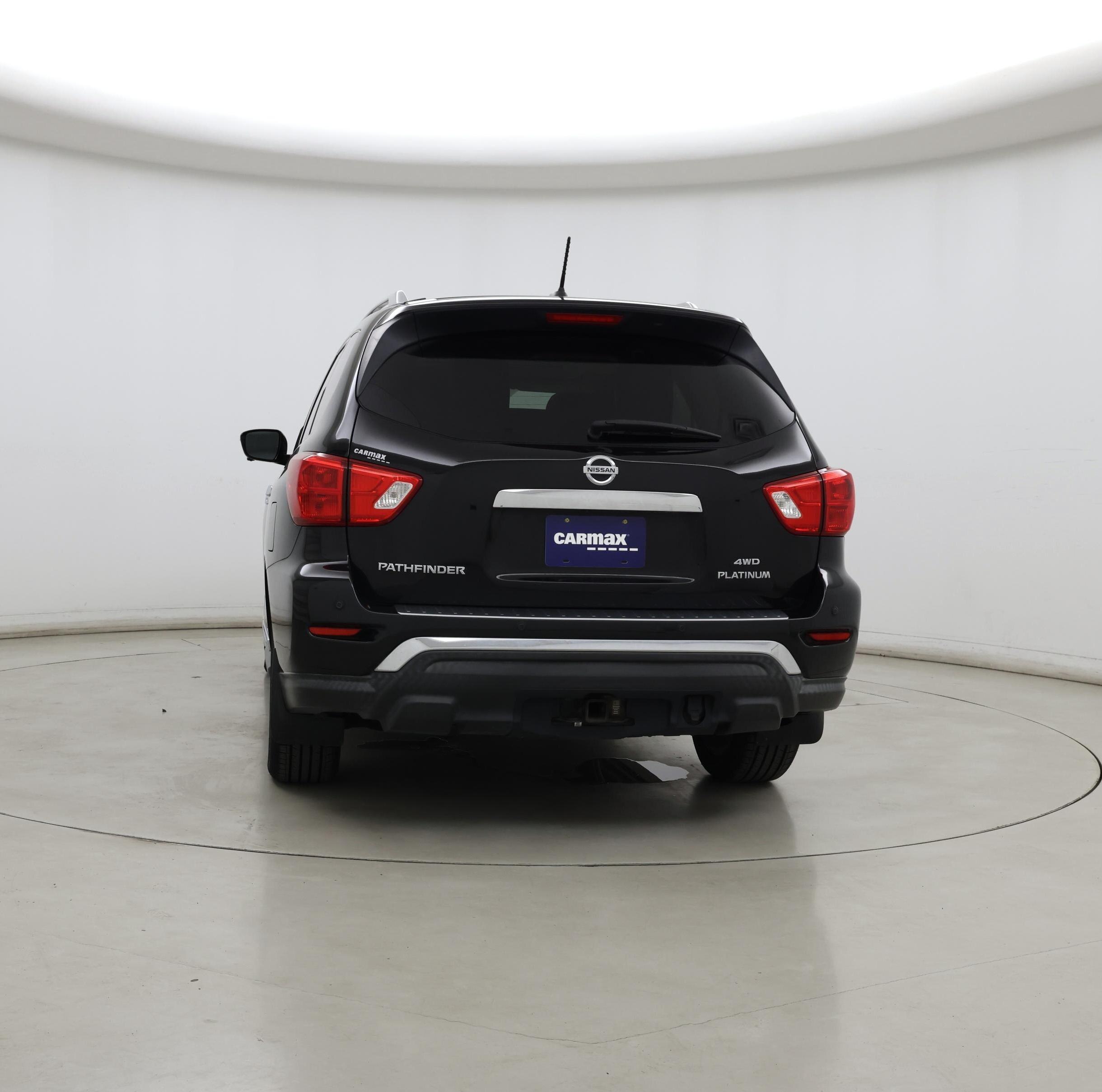 Thumbnail: 2017 Nissan Pathfinder - 6