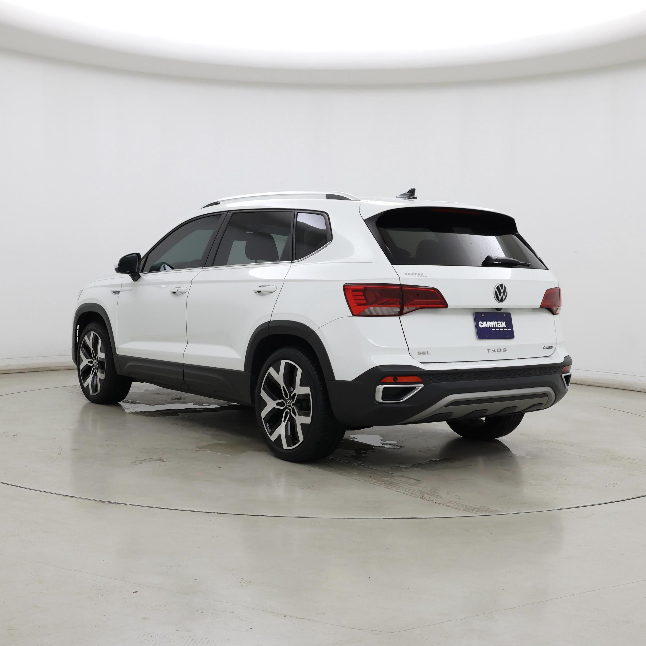 Thumbnail: 2022 Volkswagen Taos - 2