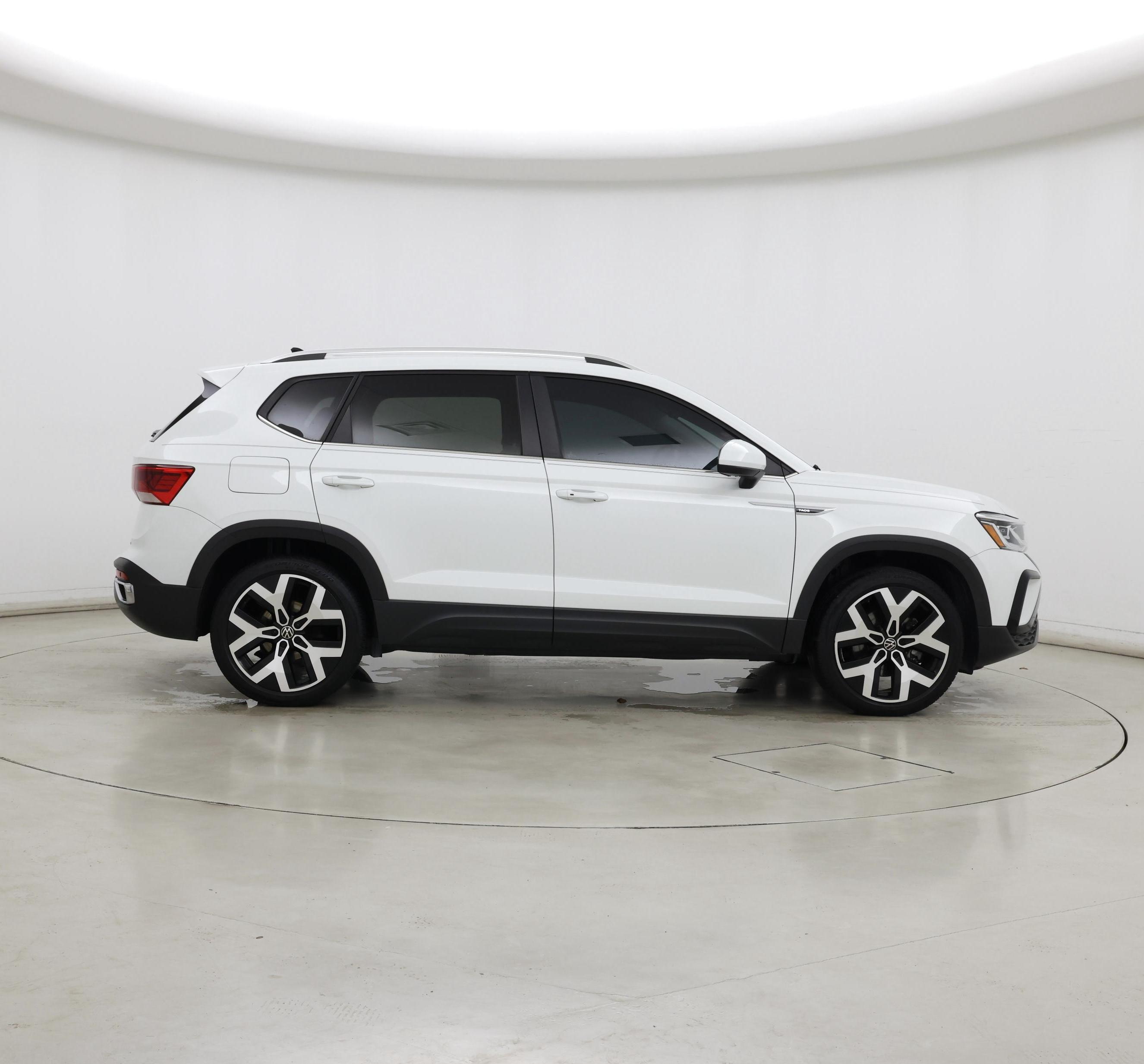 Thumbnail: 2022 Volkswagen Taos - 7
