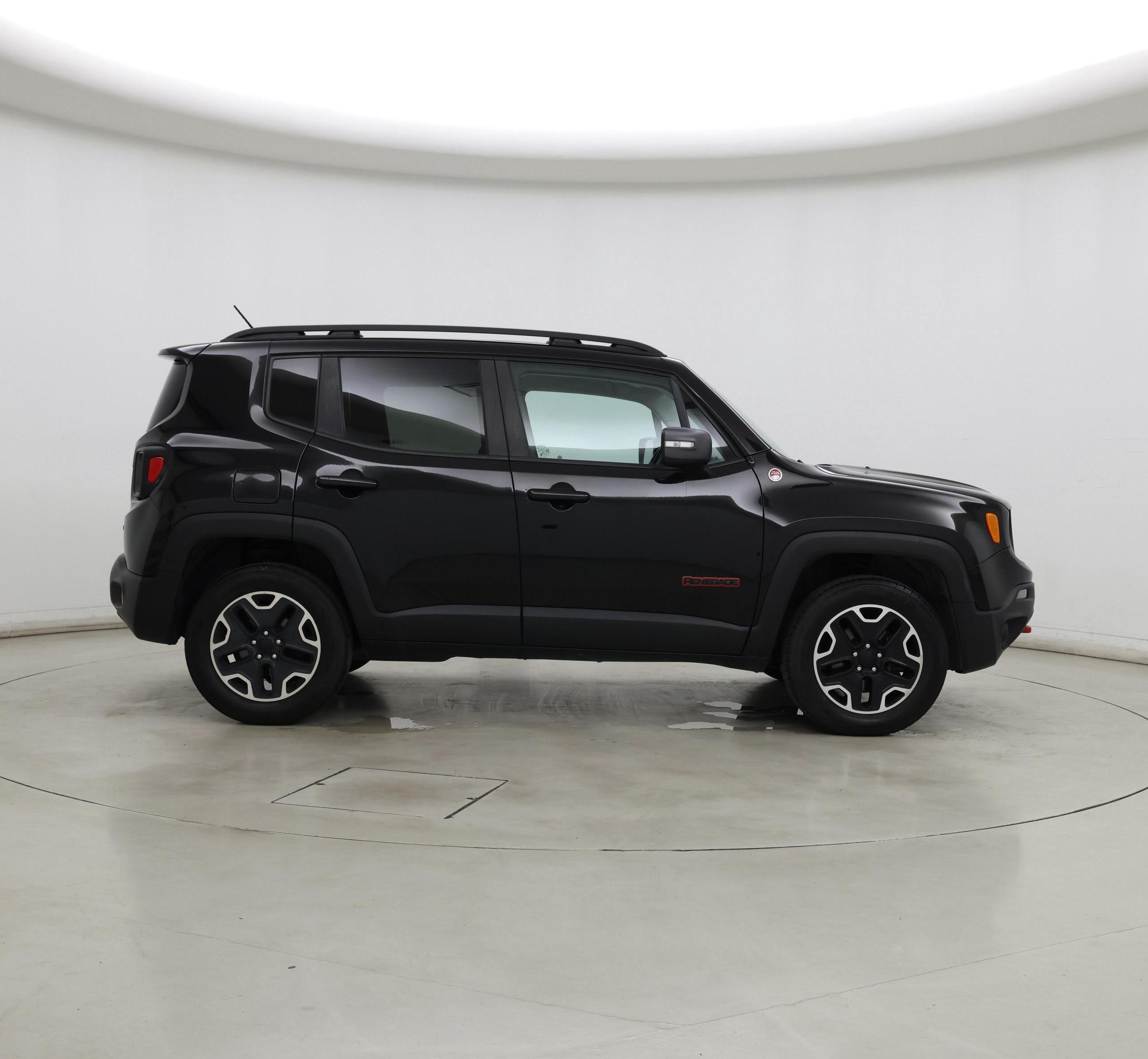 Thumbnail: 2017 Jeep Renegade - 7