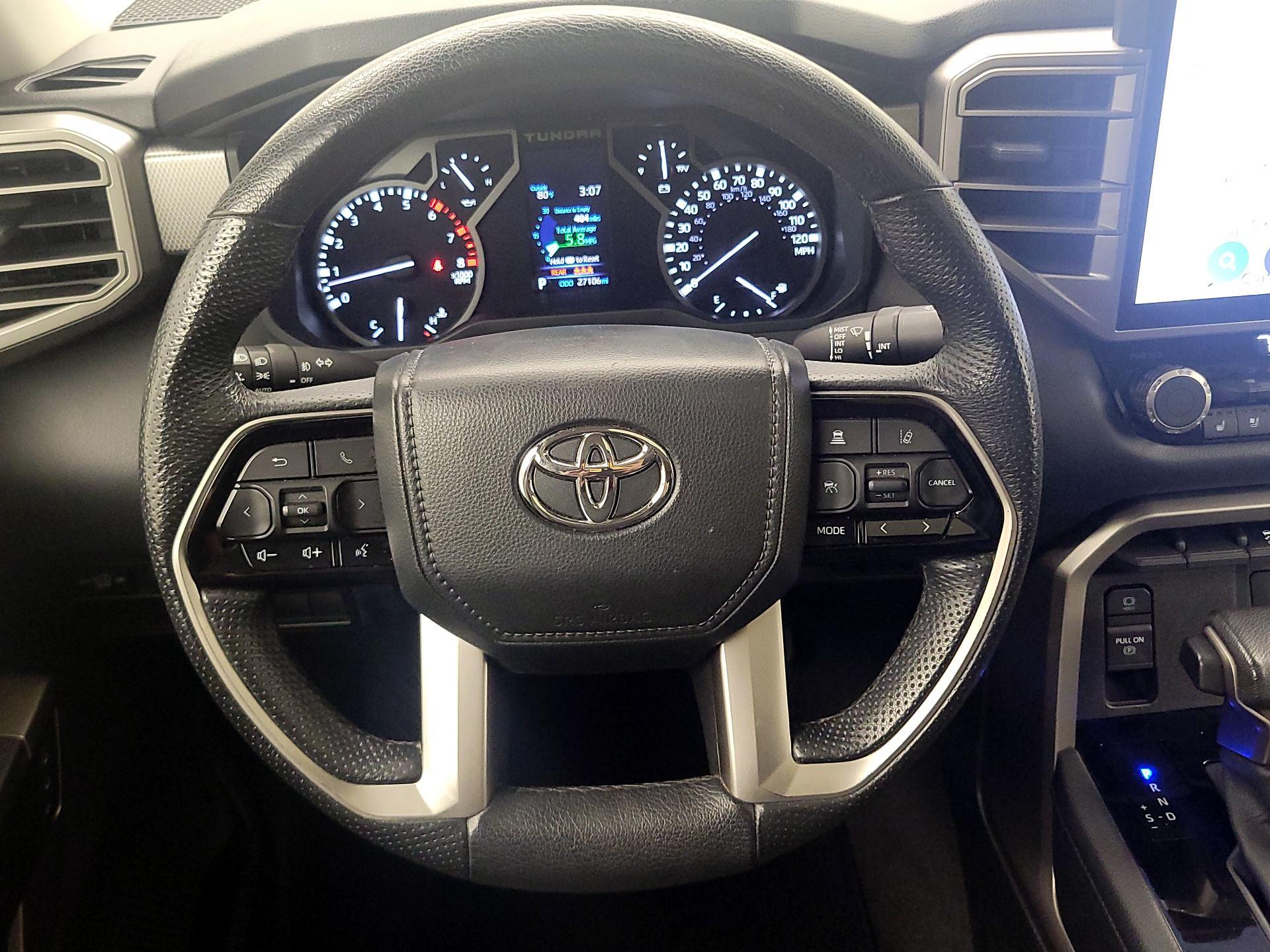 Thumbnail: 2022 Toyota Tundra - 10