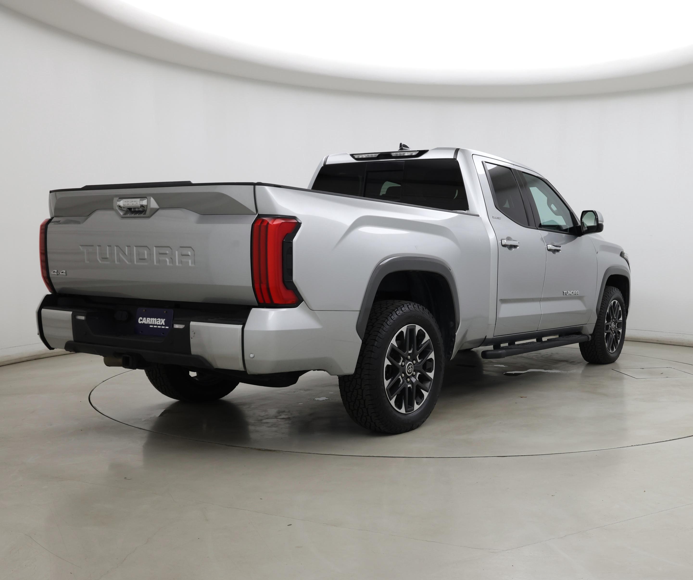 Thumbnail: 2022 Toyota Tundra - 8
