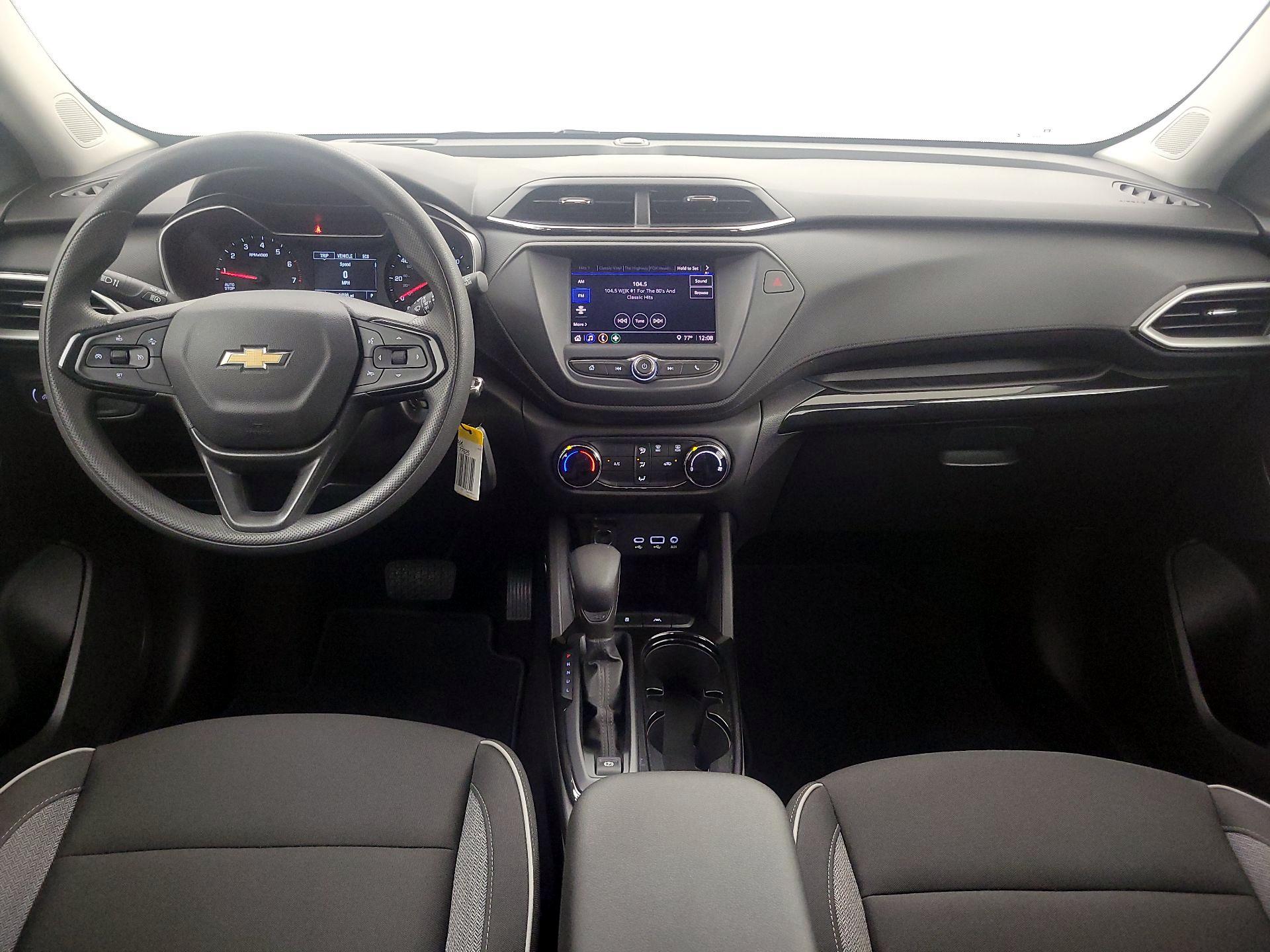 Thumbnail: 2023 Chevrolet TrailBlazer - 9