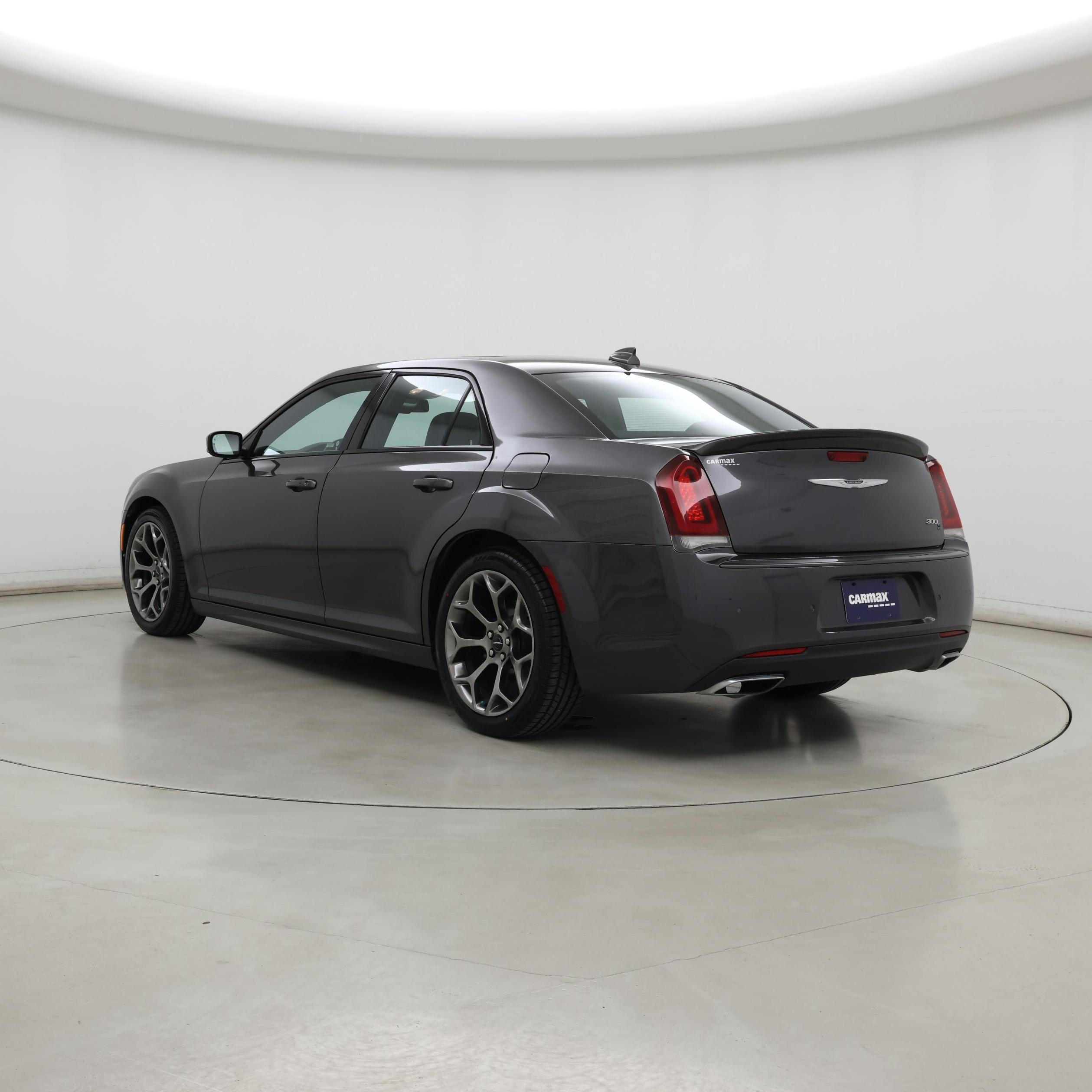 Thumbnail: 2018 Chrysler 300 - 2