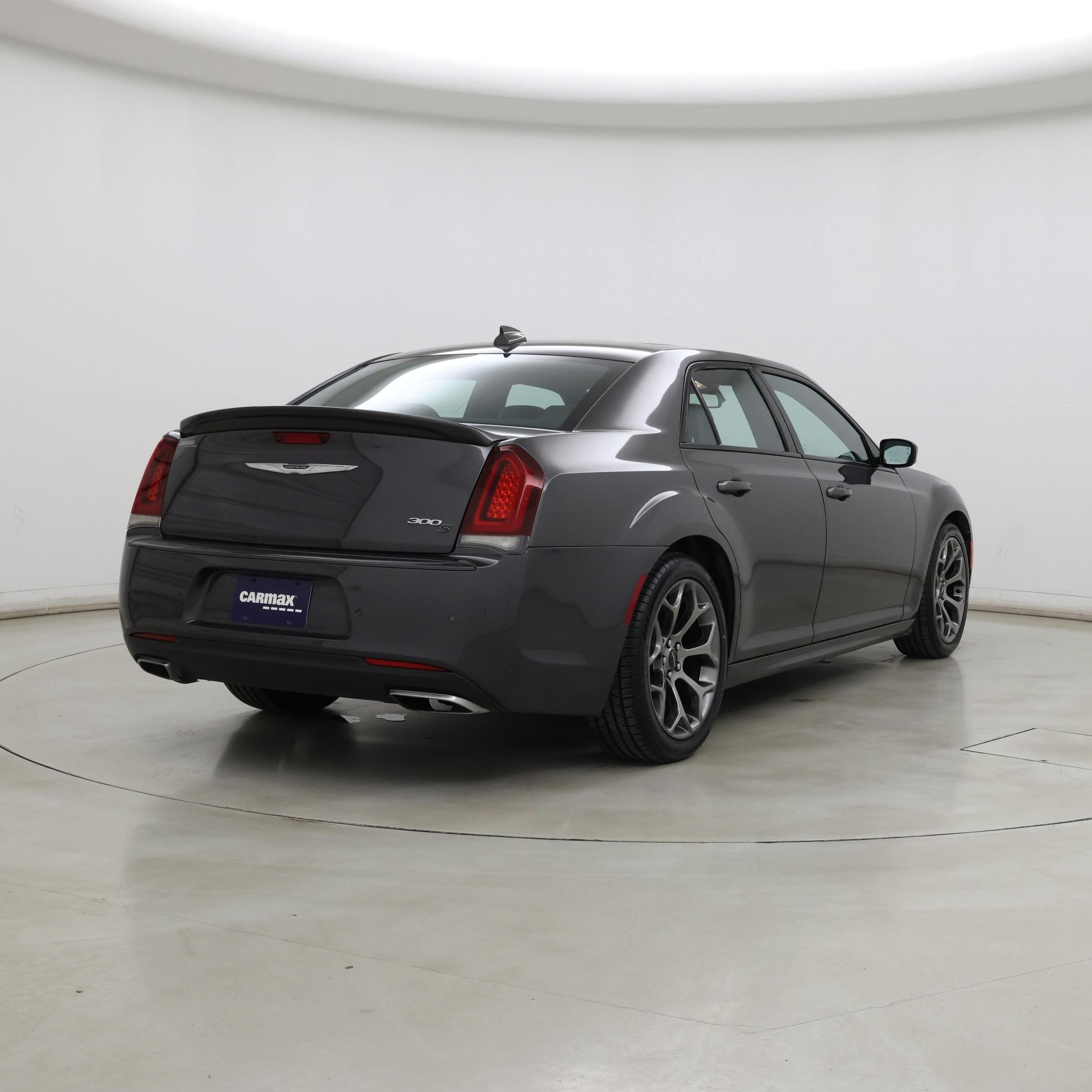 Thumbnail: 2018 Chrysler 300 - 8
