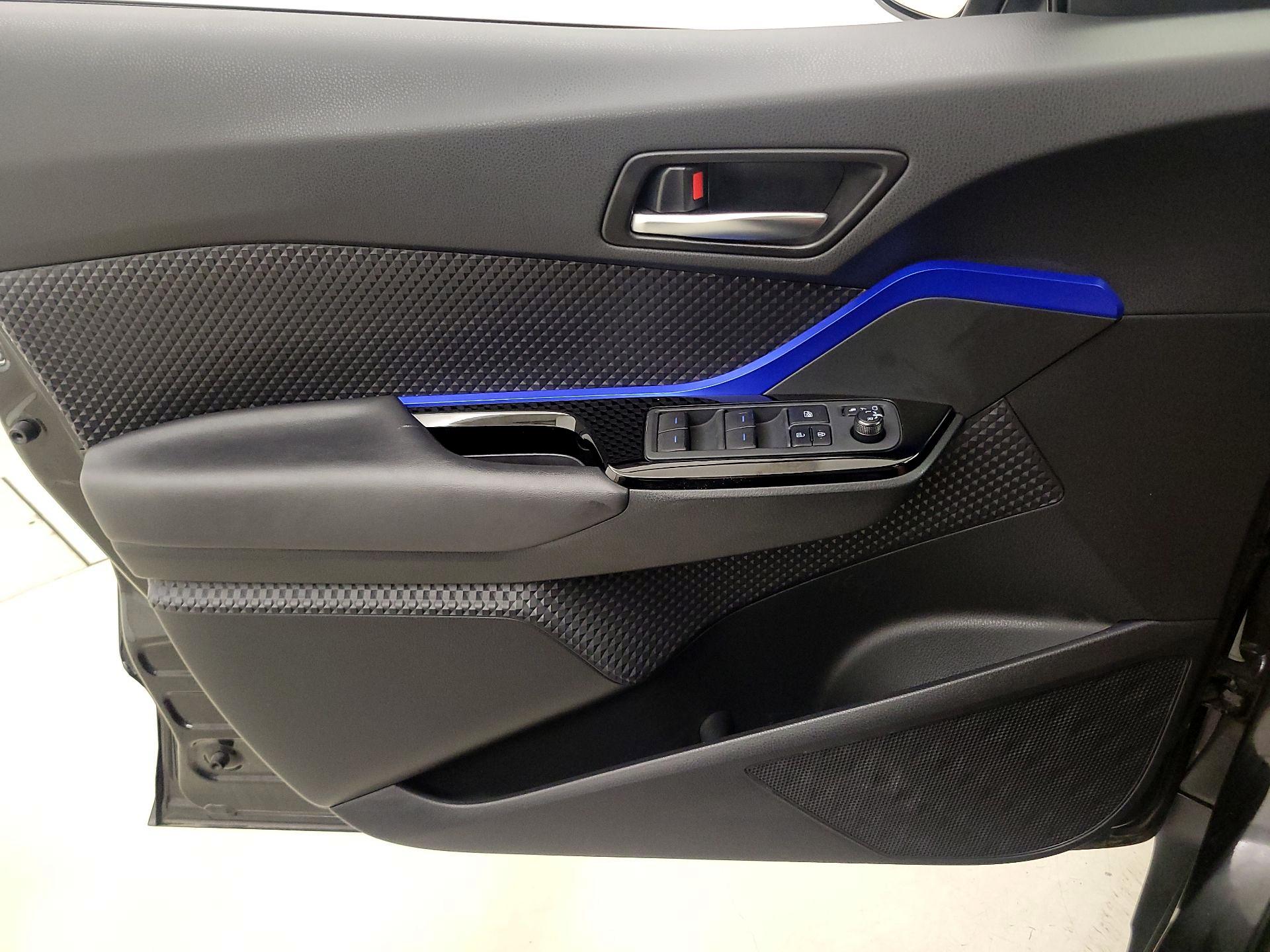 Thumbnail: 2020 Toyota C-HR - 12