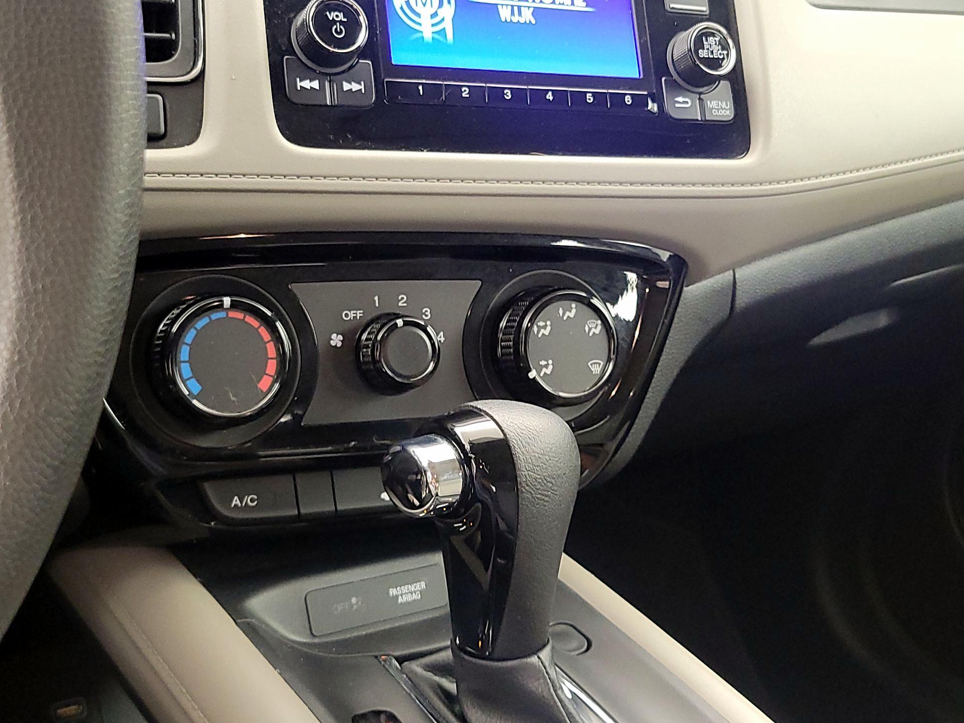 Thumbnail: 2021 Honda HR-V - 16