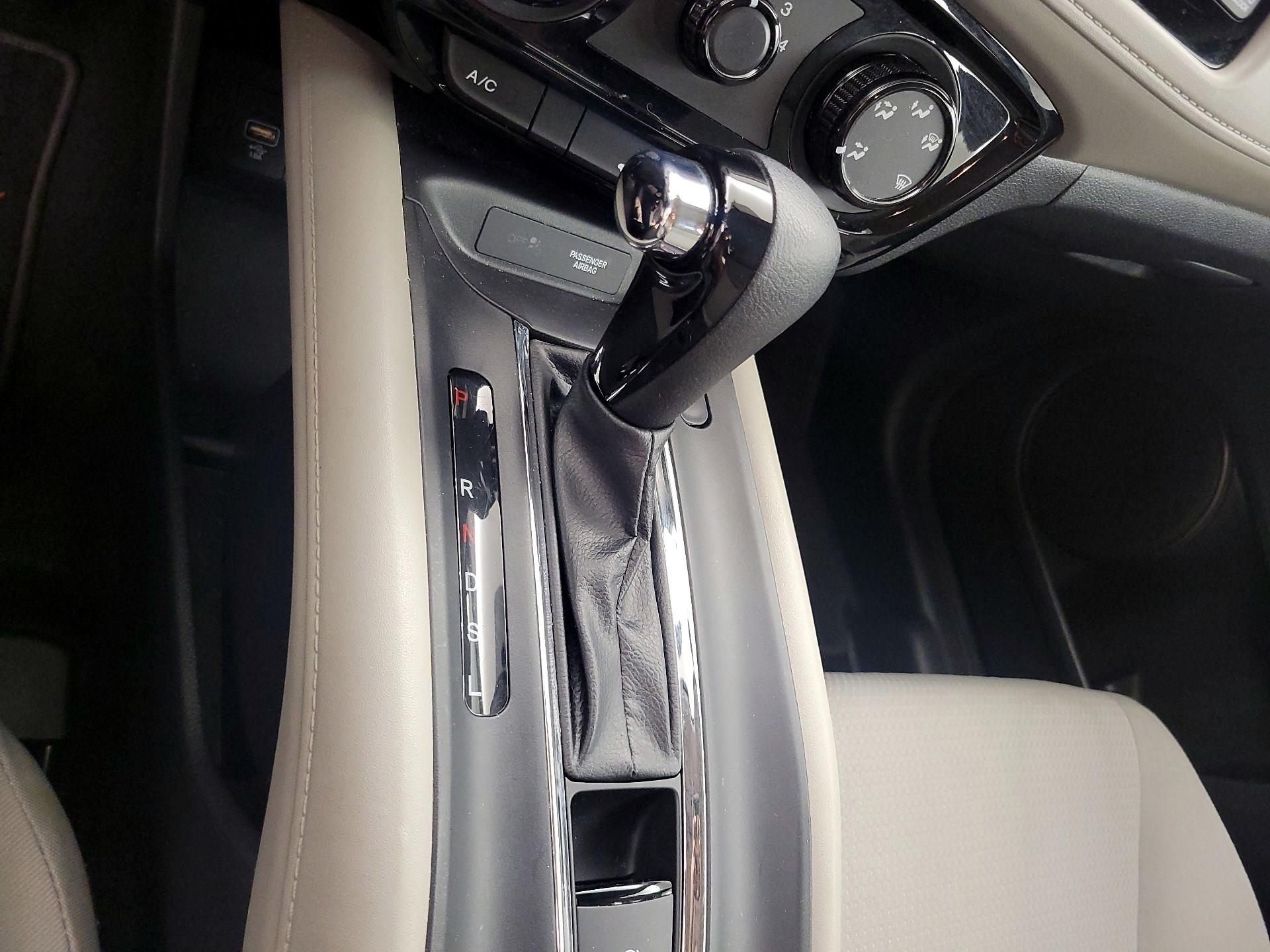 Thumbnail: 2021 Honda HR-V - 17