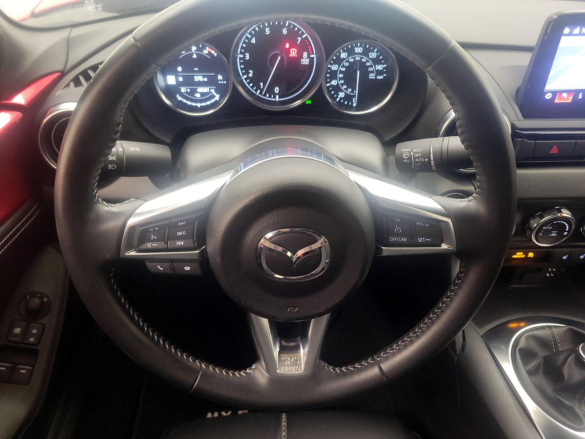 Thumbnail: 2022 Mazda MX-5 Miata - 10