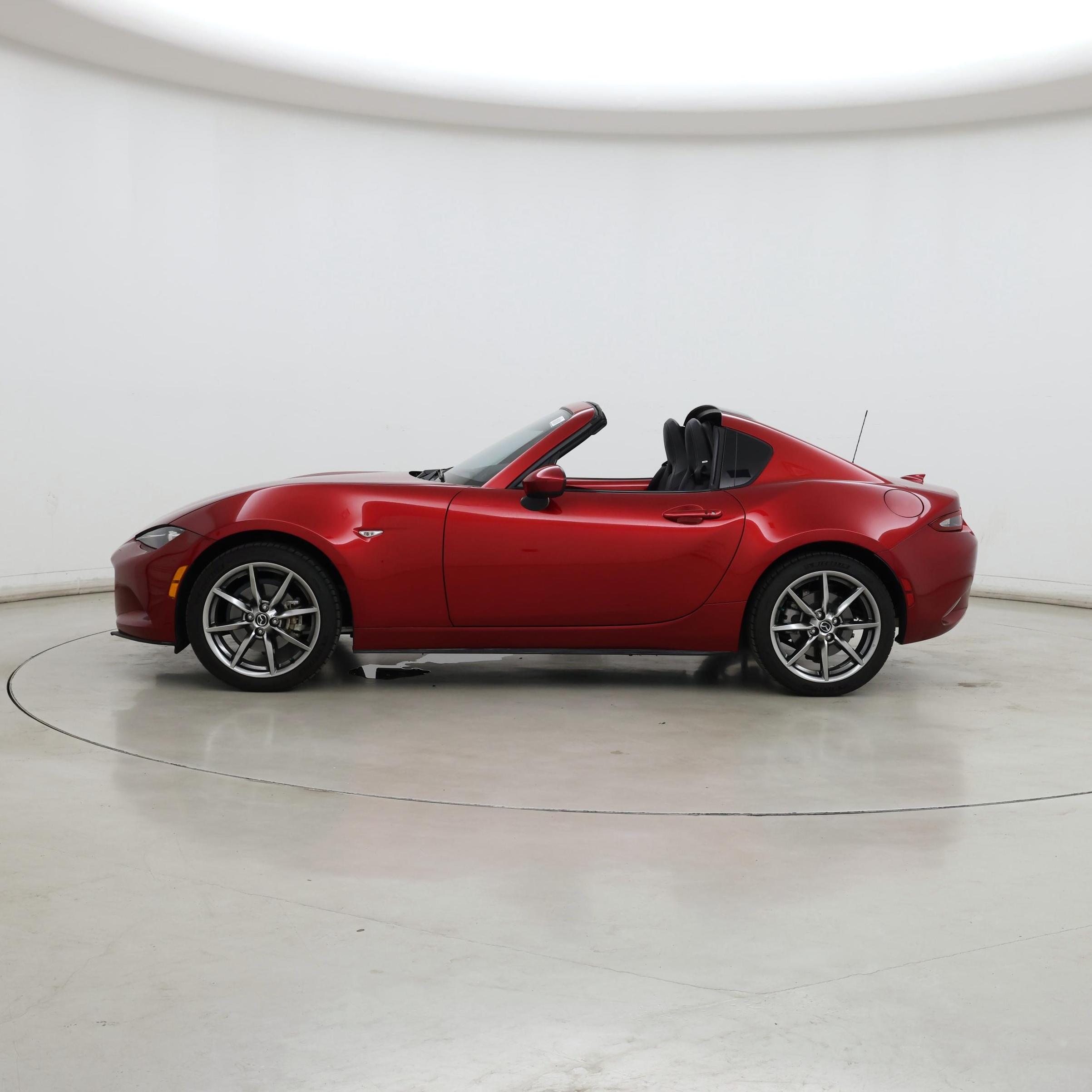 Thumbnail: 2022 Mazda MX-5 Miata - 3