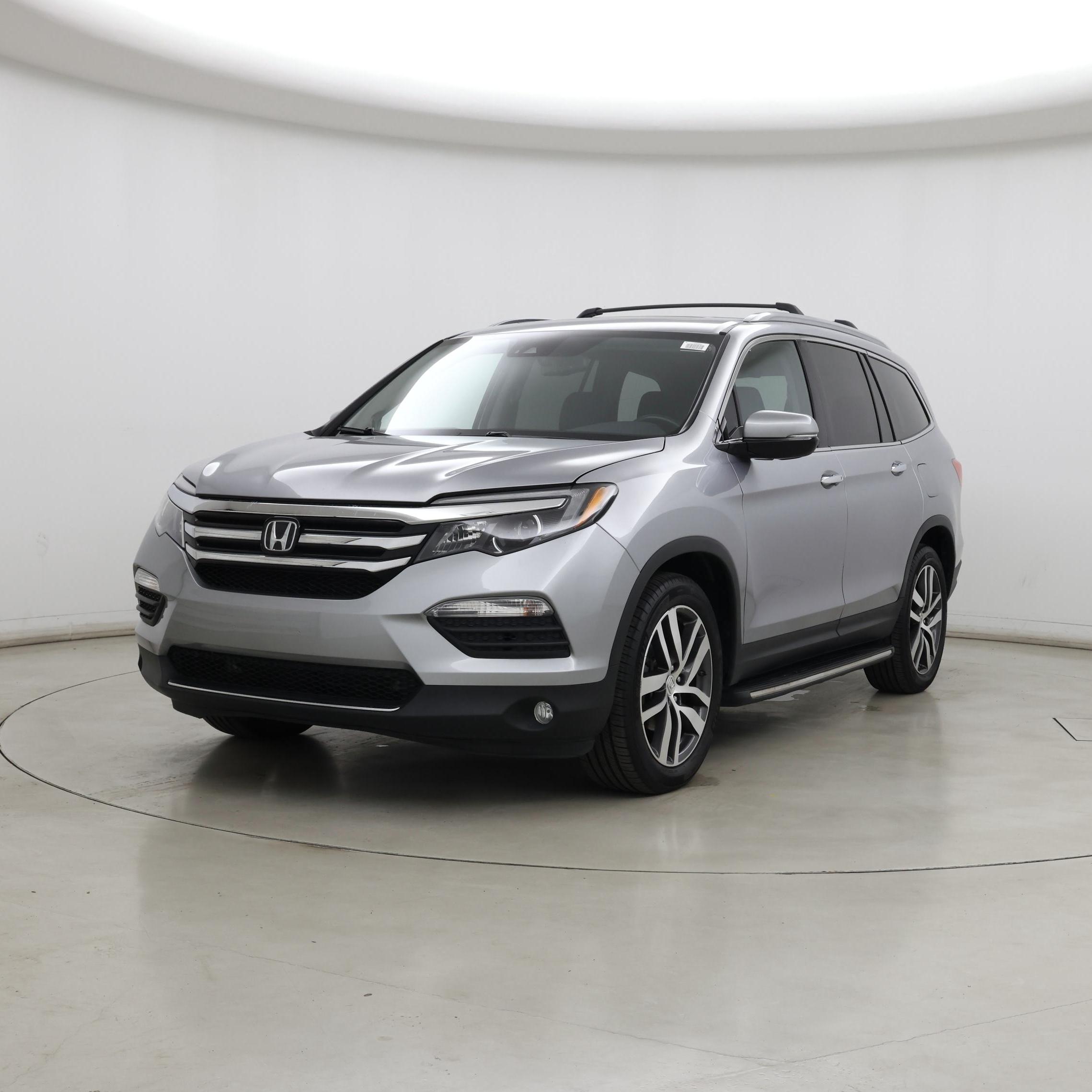 Thumbnail: 2016 Honda Pilot - 4