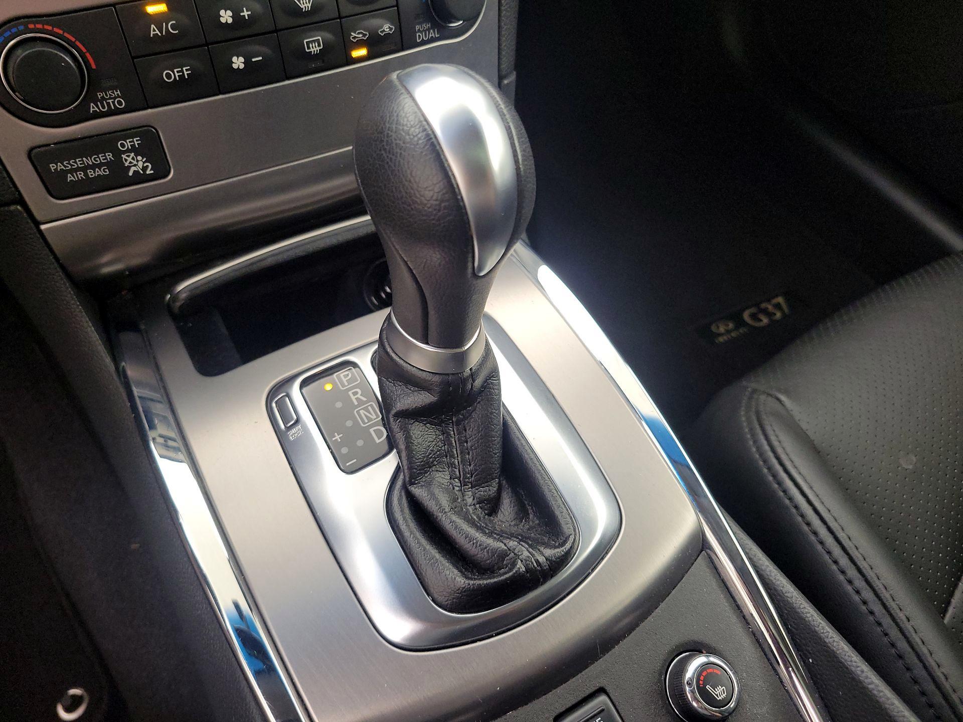 Thumbnail: 2013 INFINITI G37 - 18