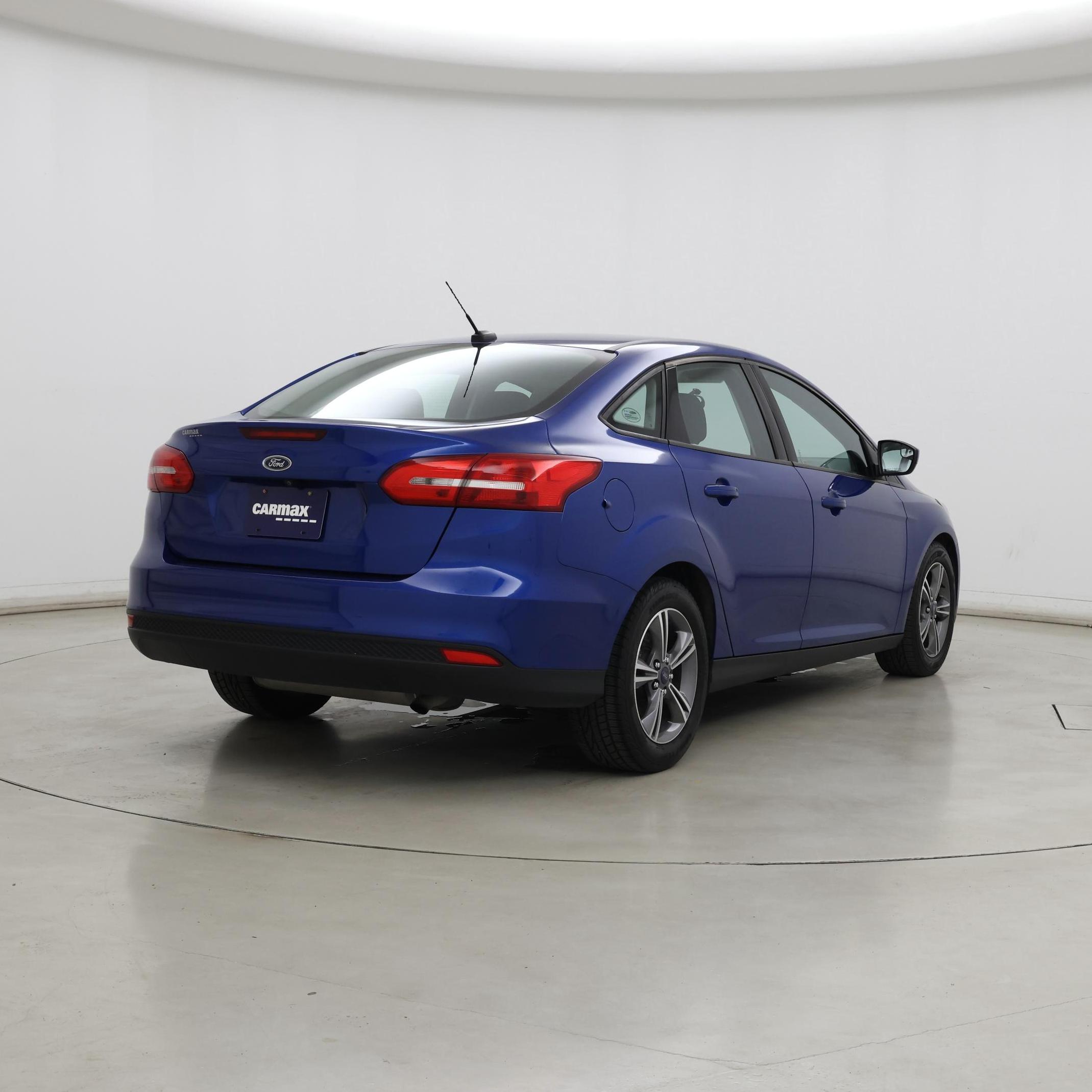 Thumbnail: 2018 Ford Focus - 8