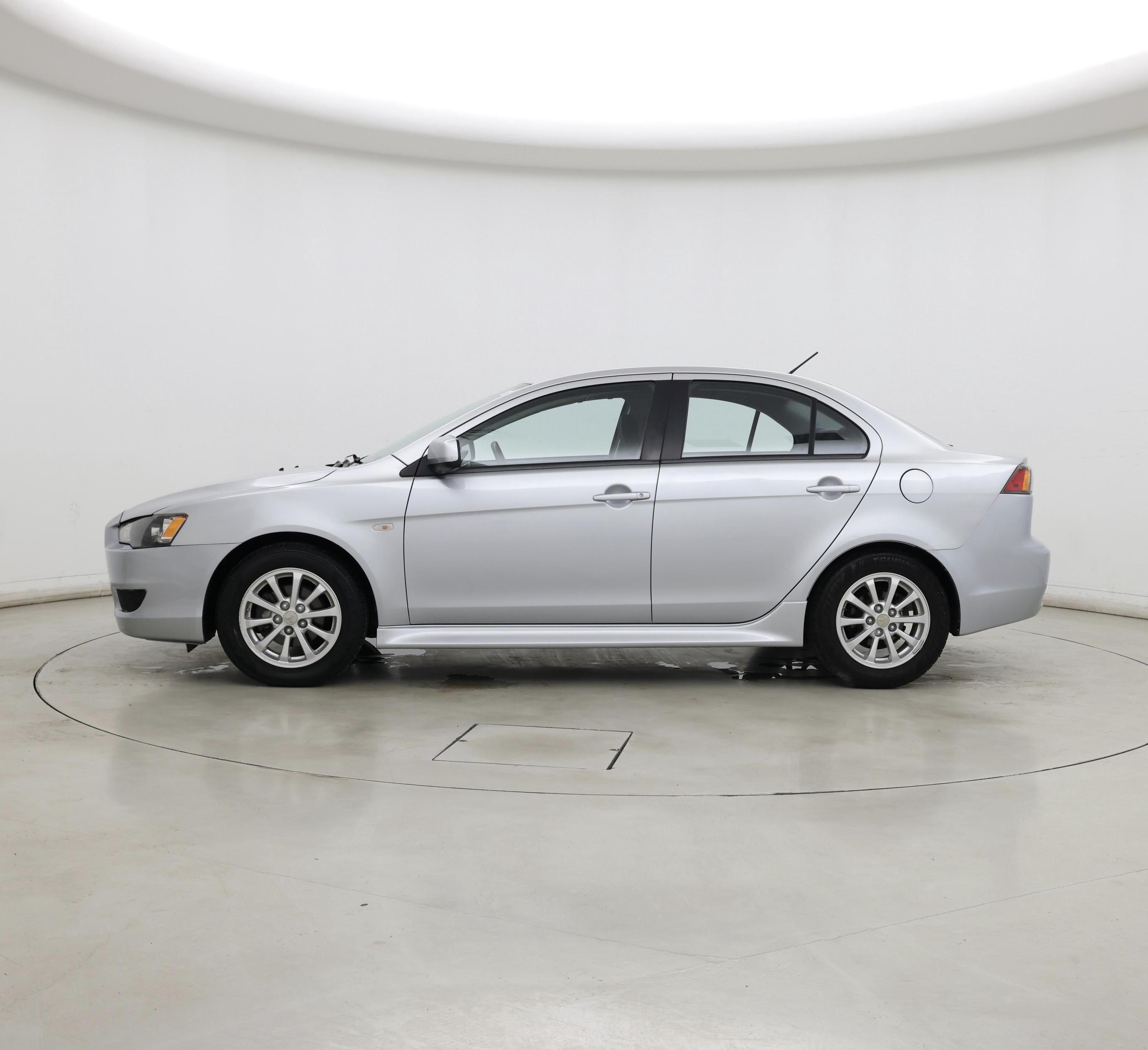 Thumbnail: 2014 Mitsubishi Lancer - 3