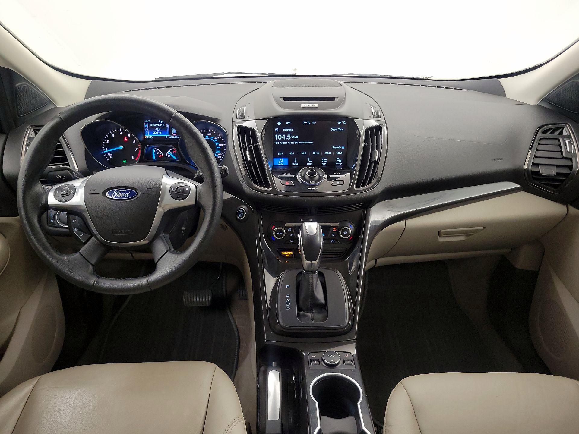 Thumbnail: 2016 Ford Escape - 9