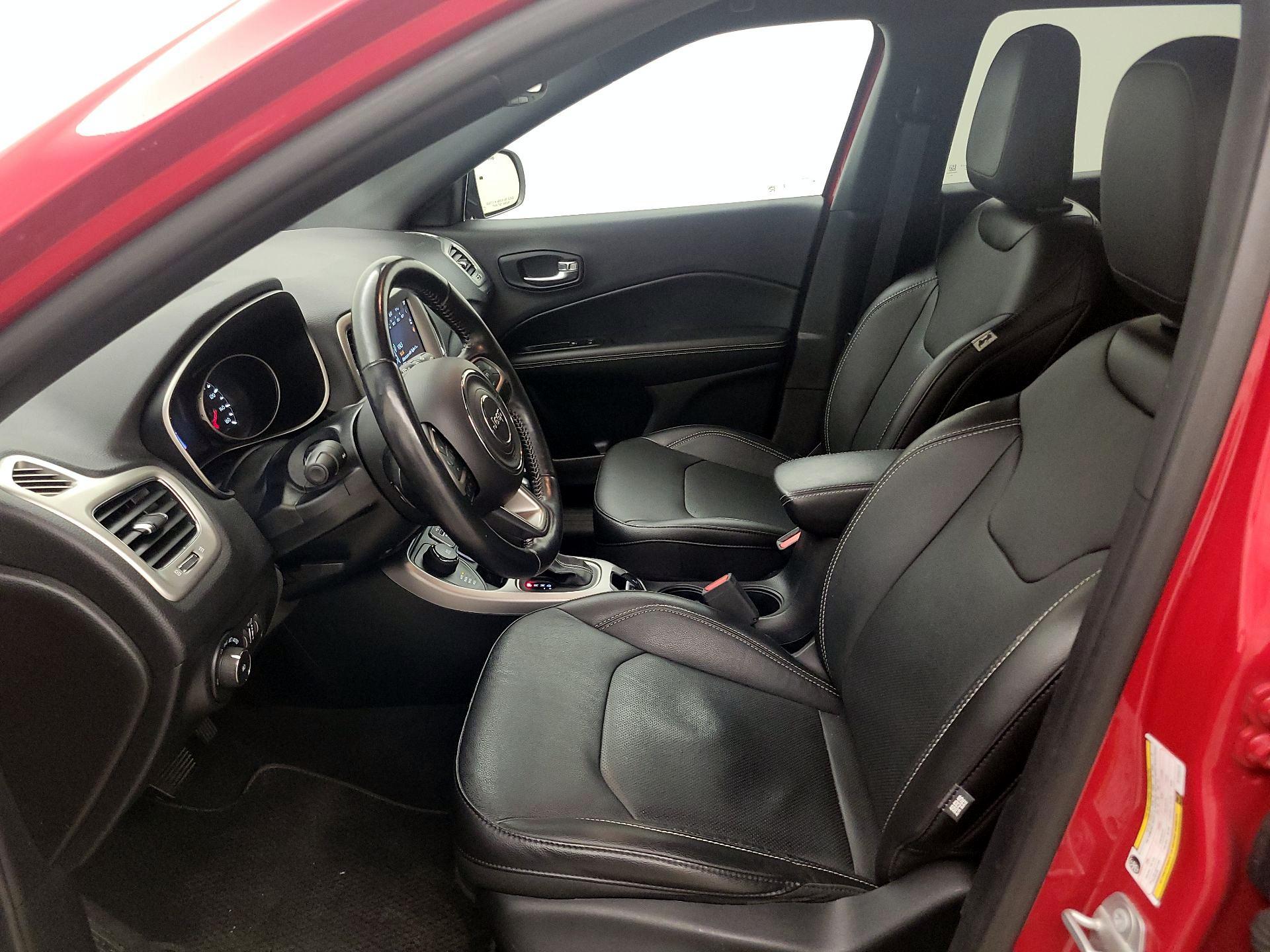 Thumbnail: 2021 Jeep Compass - 11