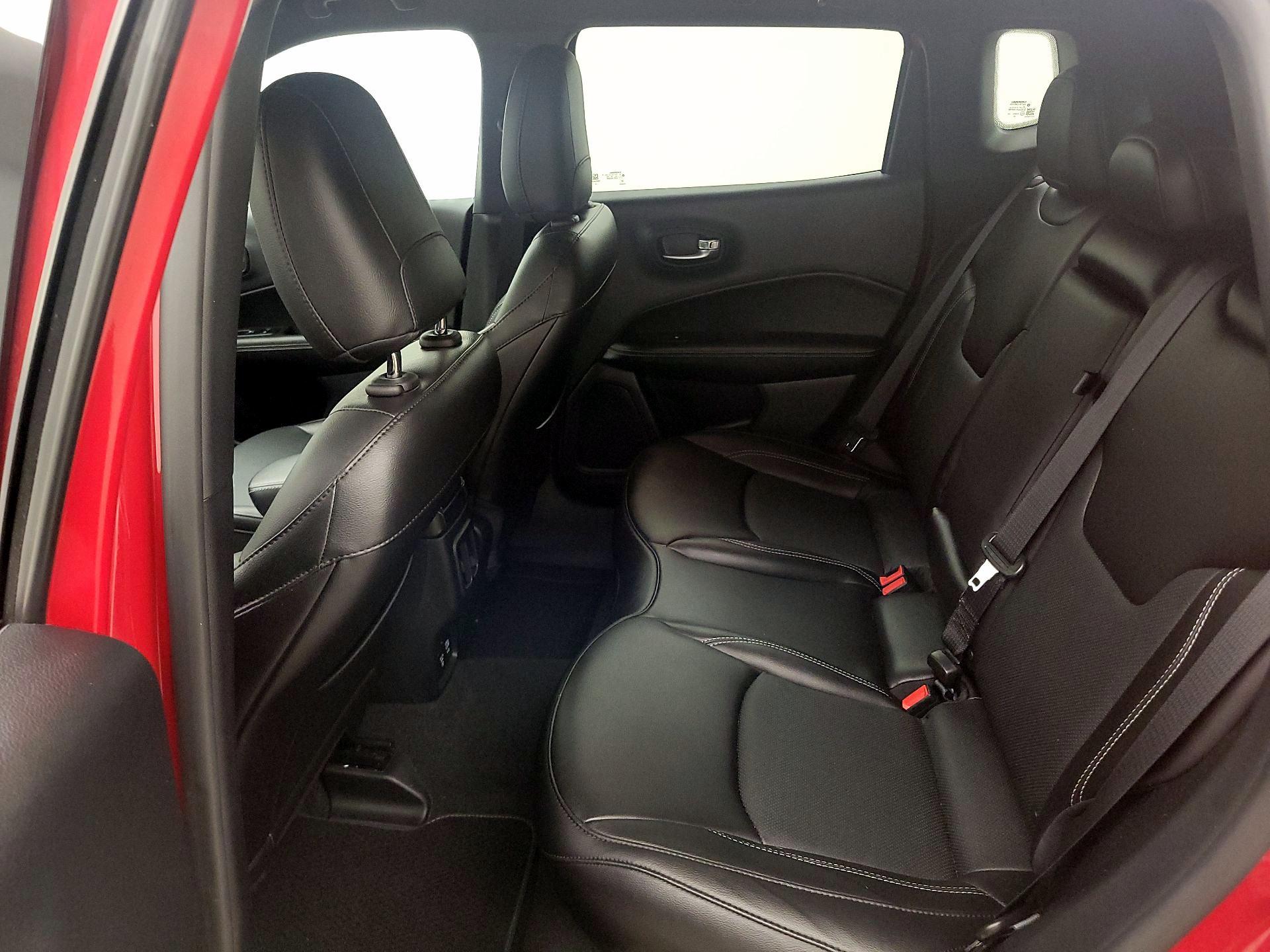 Thumbnail: 2021 Jeep Compass - 20