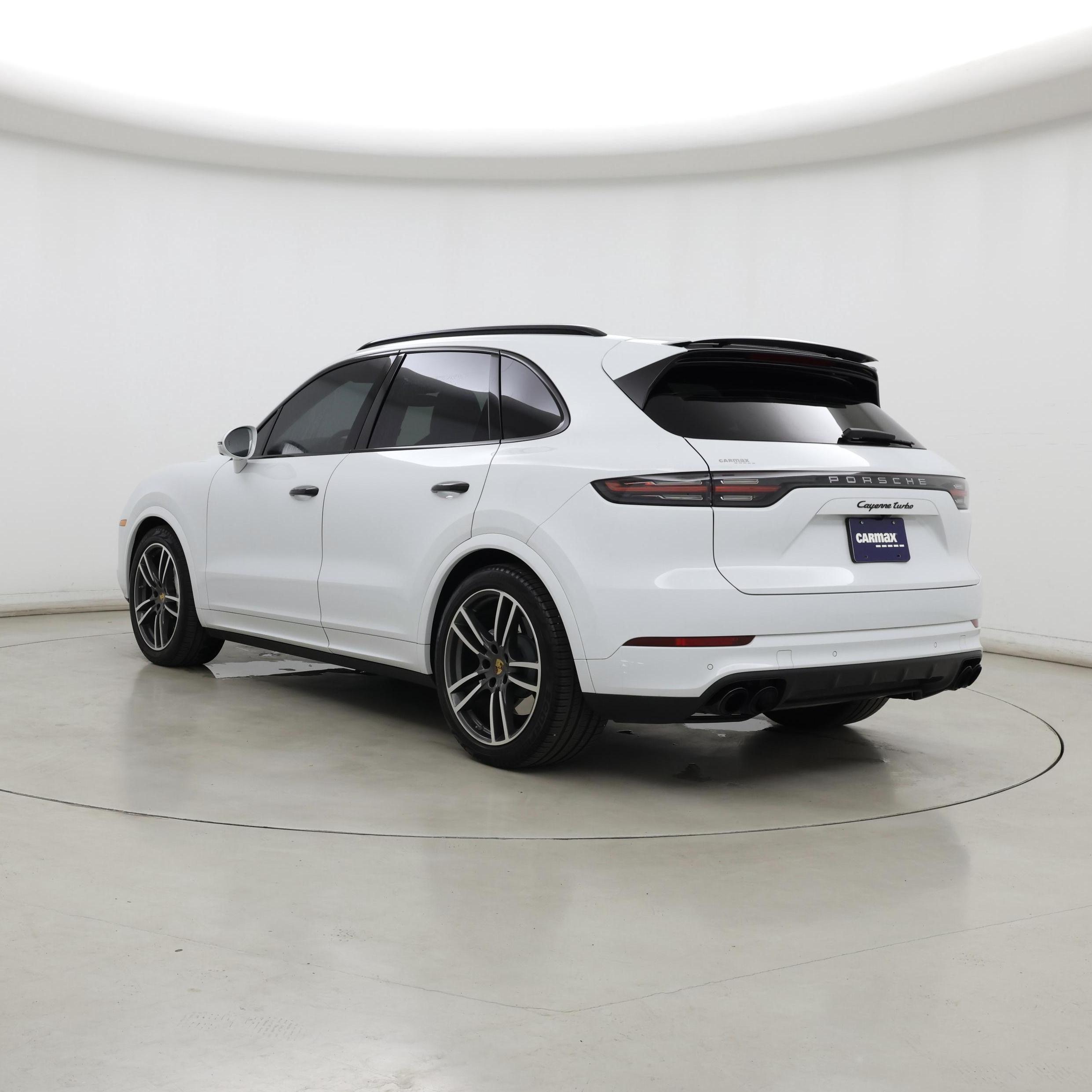 Thumbnail: 2020 Porsche Cayenne - 2
