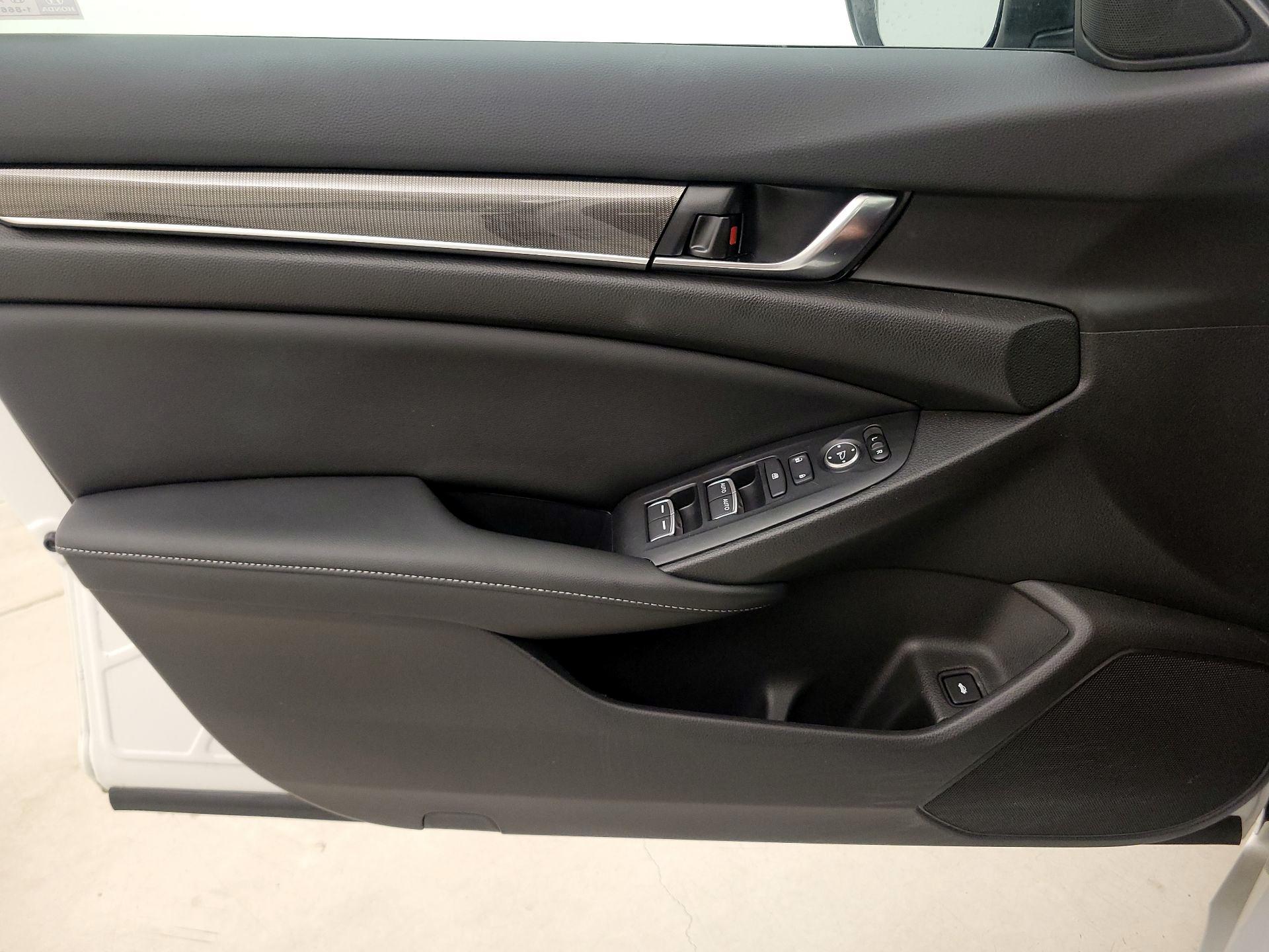 Thumbnail: 2022 Honda Accord - 12