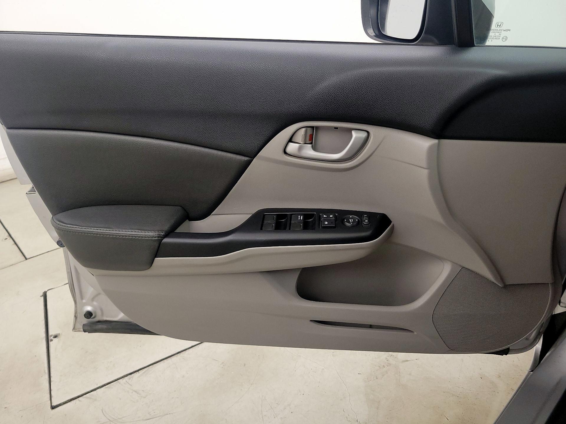 Thumbnail: 2015 Honda Civic - 12